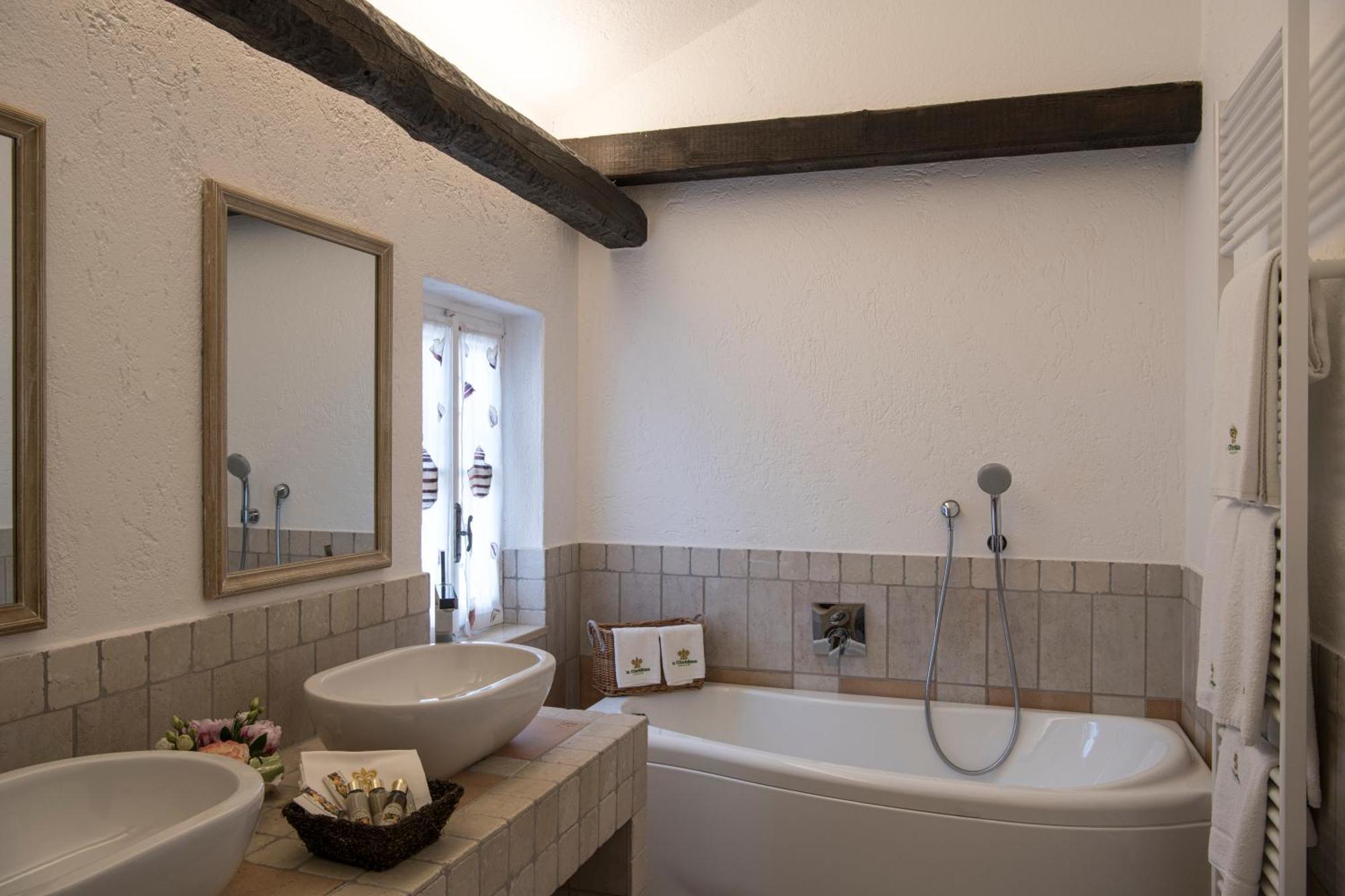 Suite - Annex,1524330952:JPEG