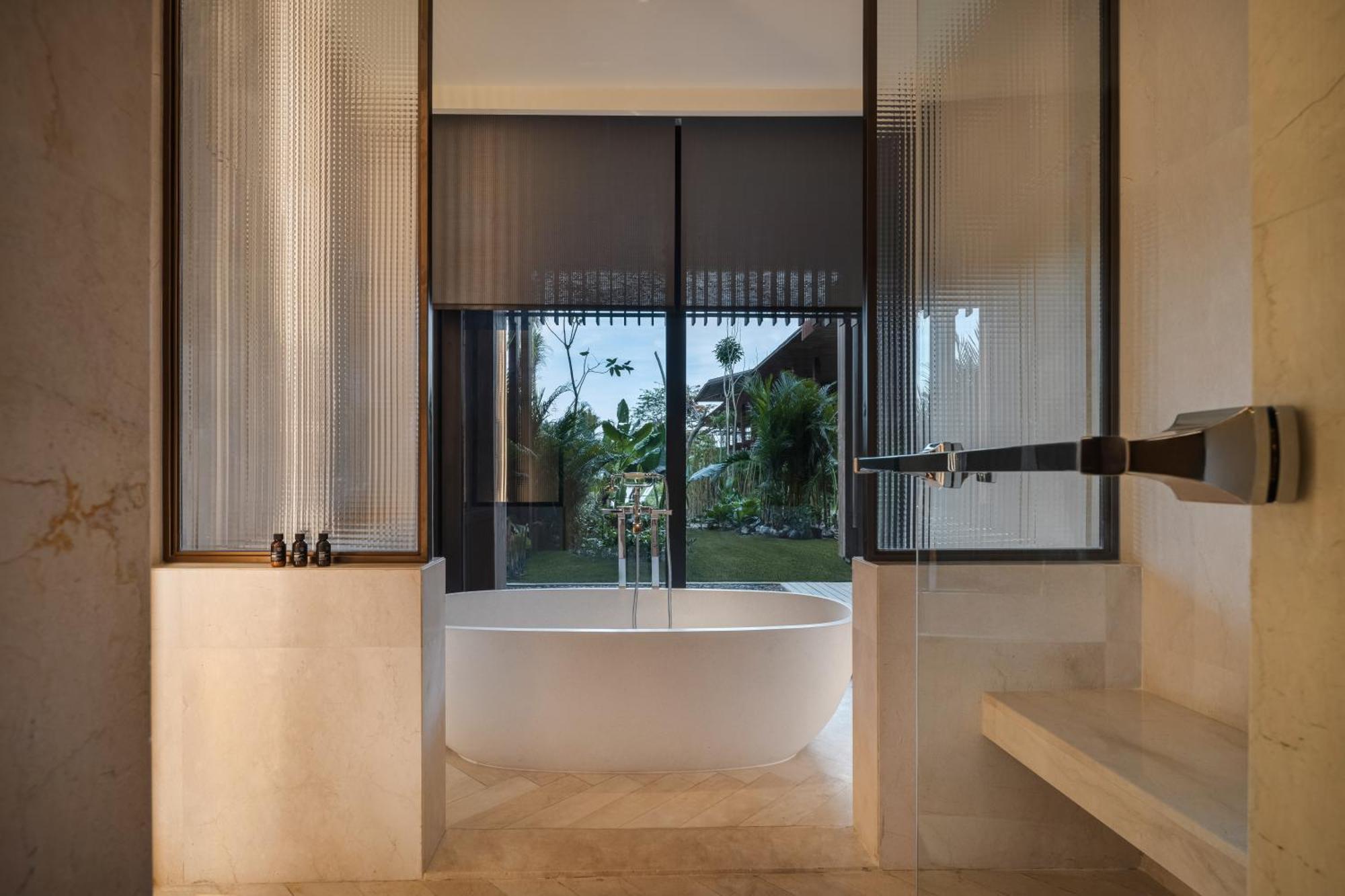 Tropical Suite