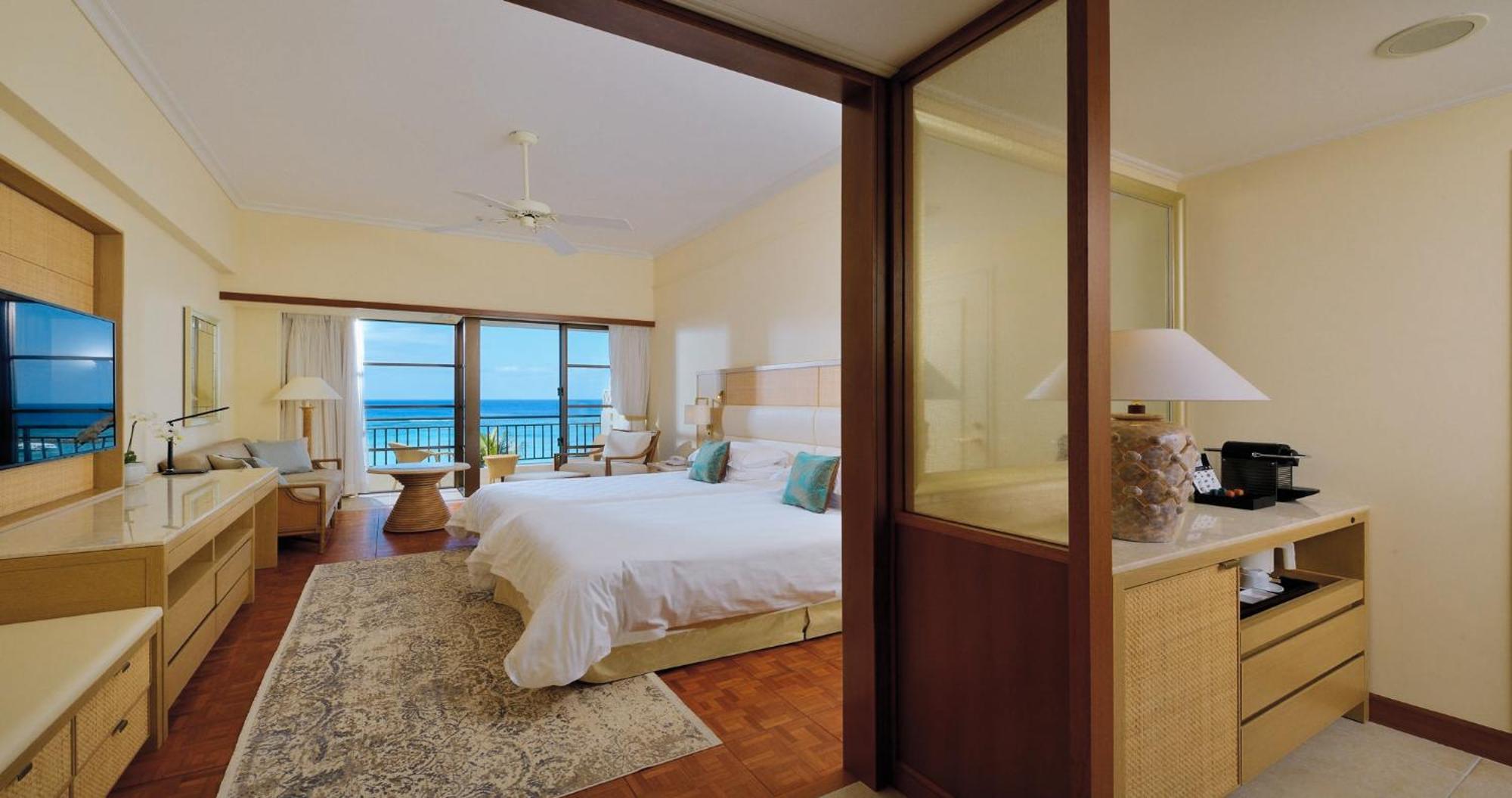 Club Elegant Ocean Front - Lounge access,1525807639:JPEG