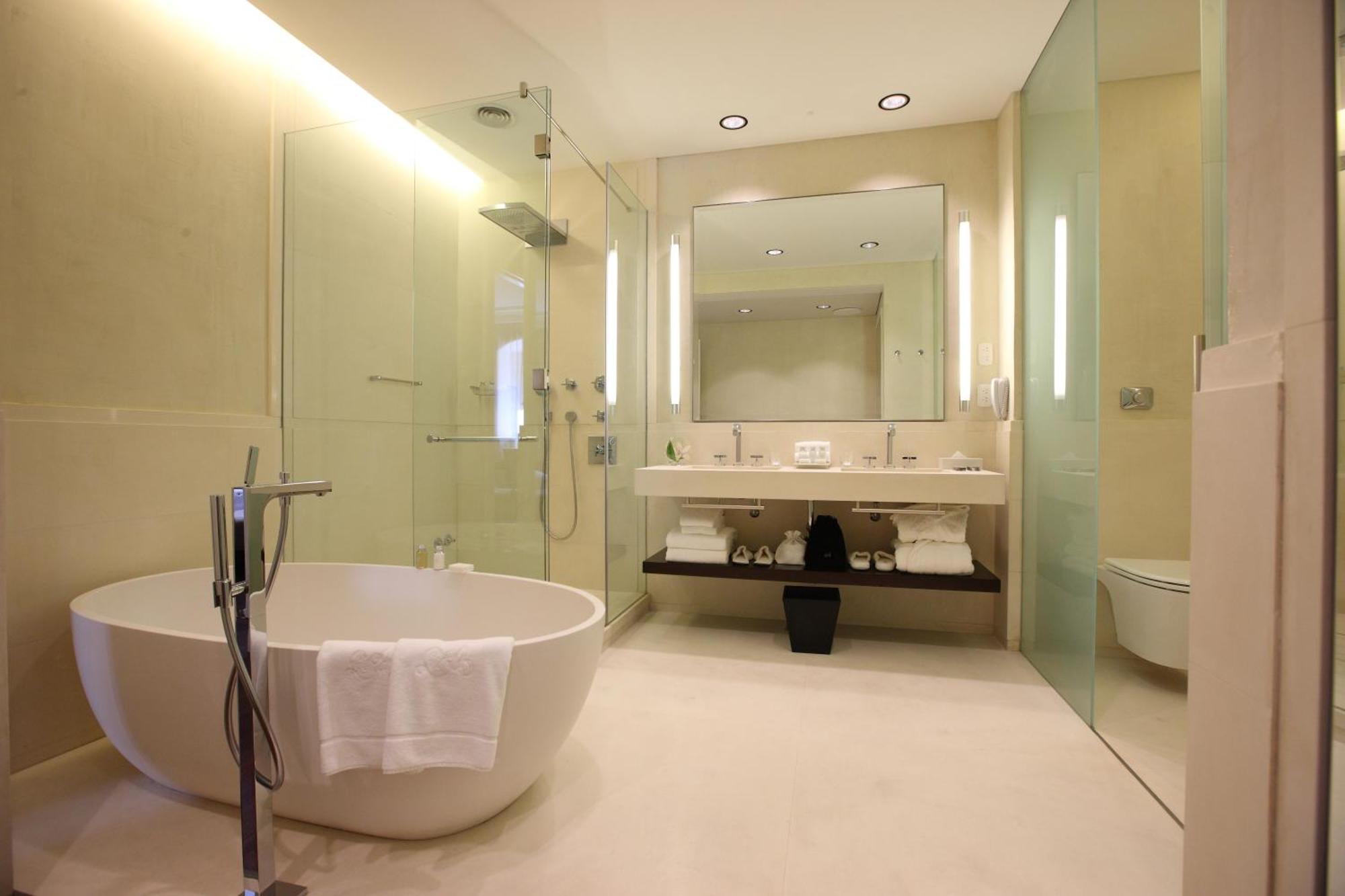 Deluxe Suite,1526384977:JPEG