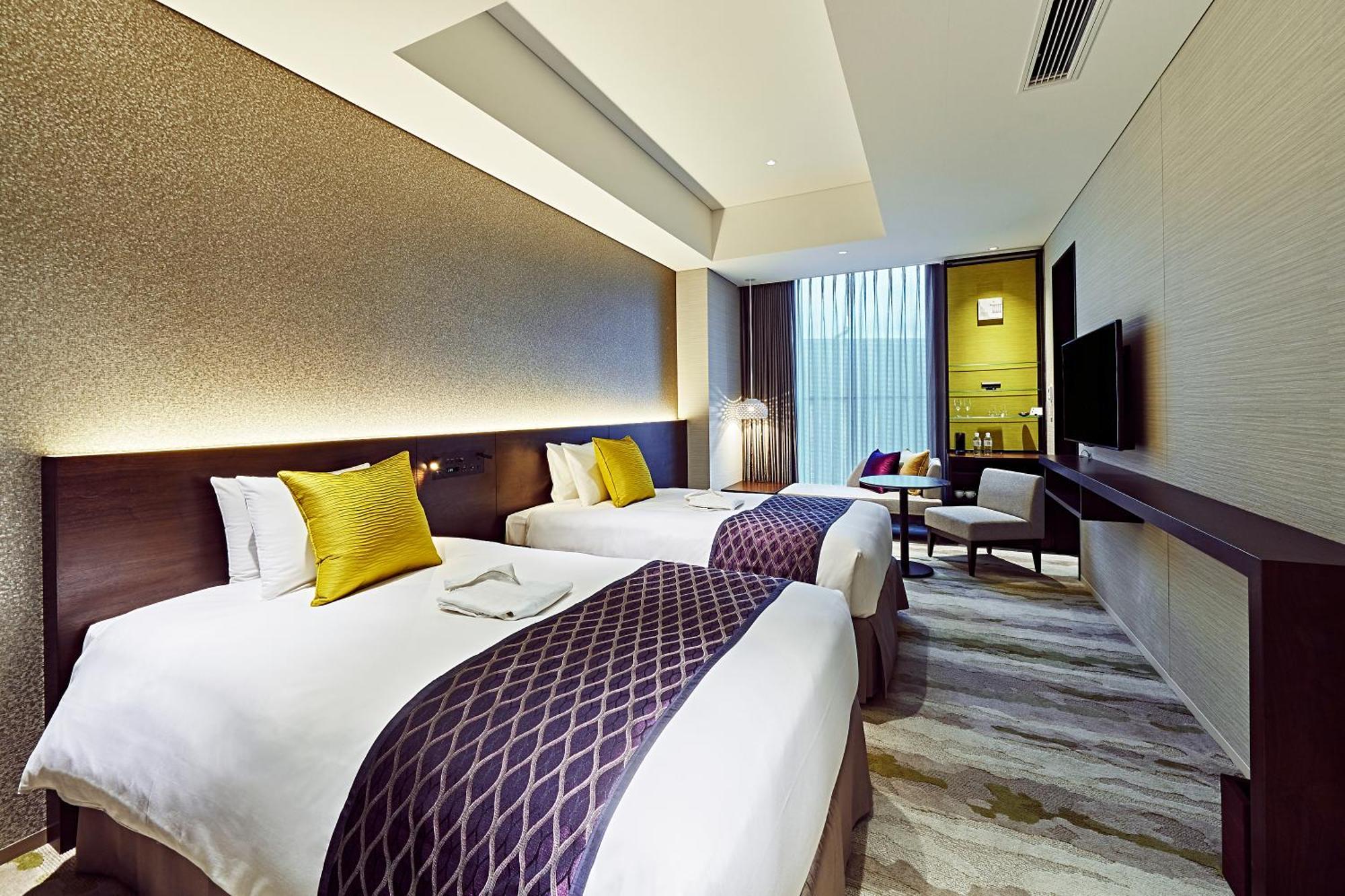 Standard Hollywood Twin Room Smoking Electronic Cigarette Only