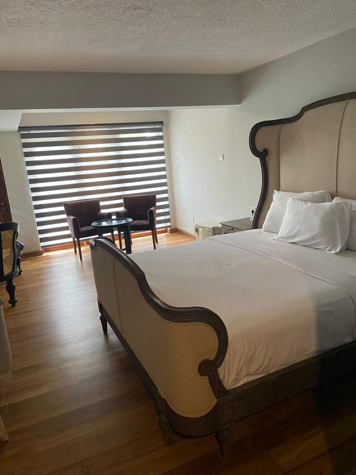 King Room Lake View