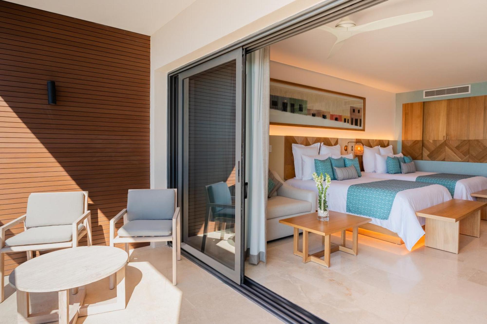 Deluxe Junior Suite Ocean View Dbl