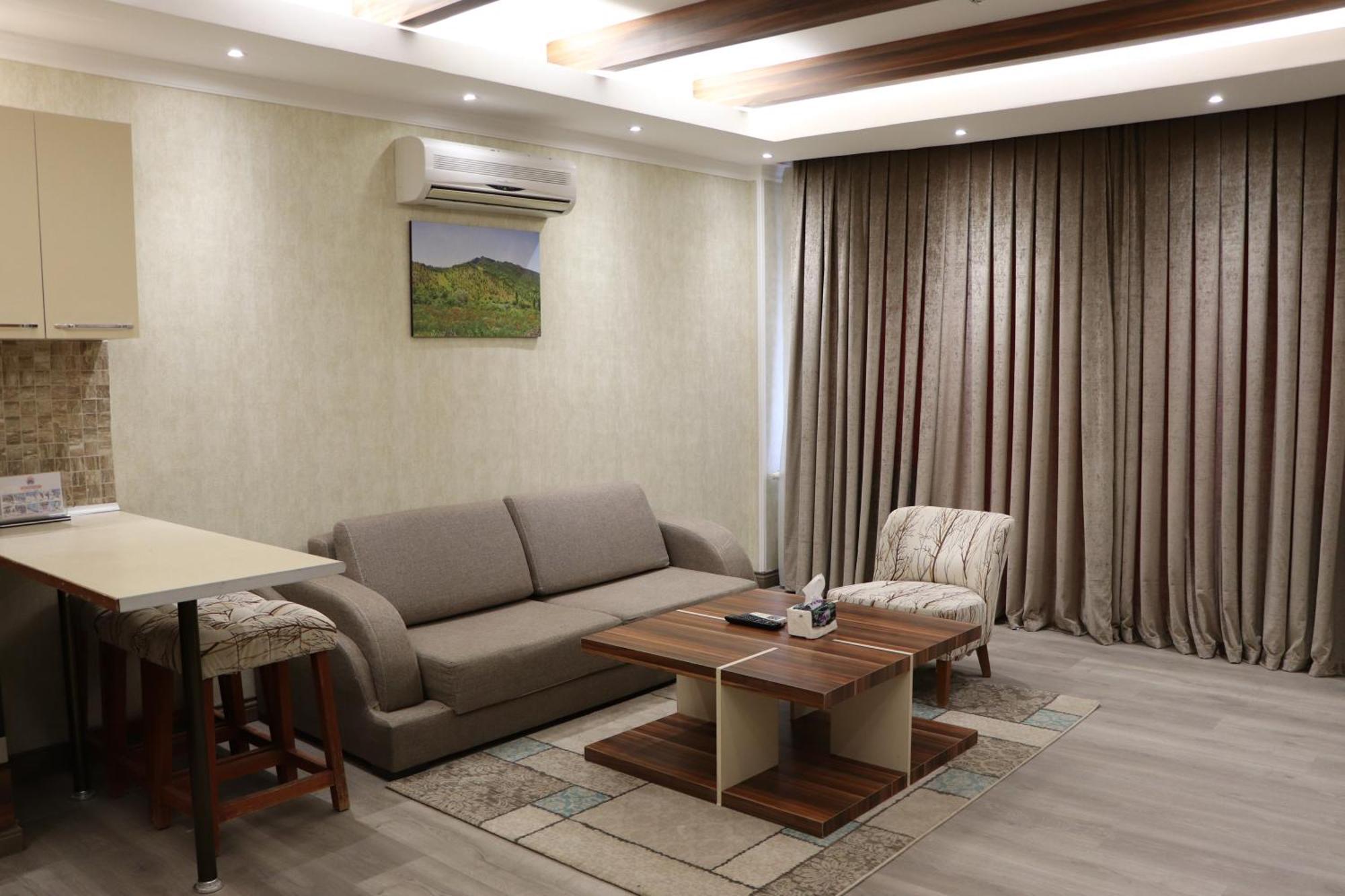 One-Bedroom Villa