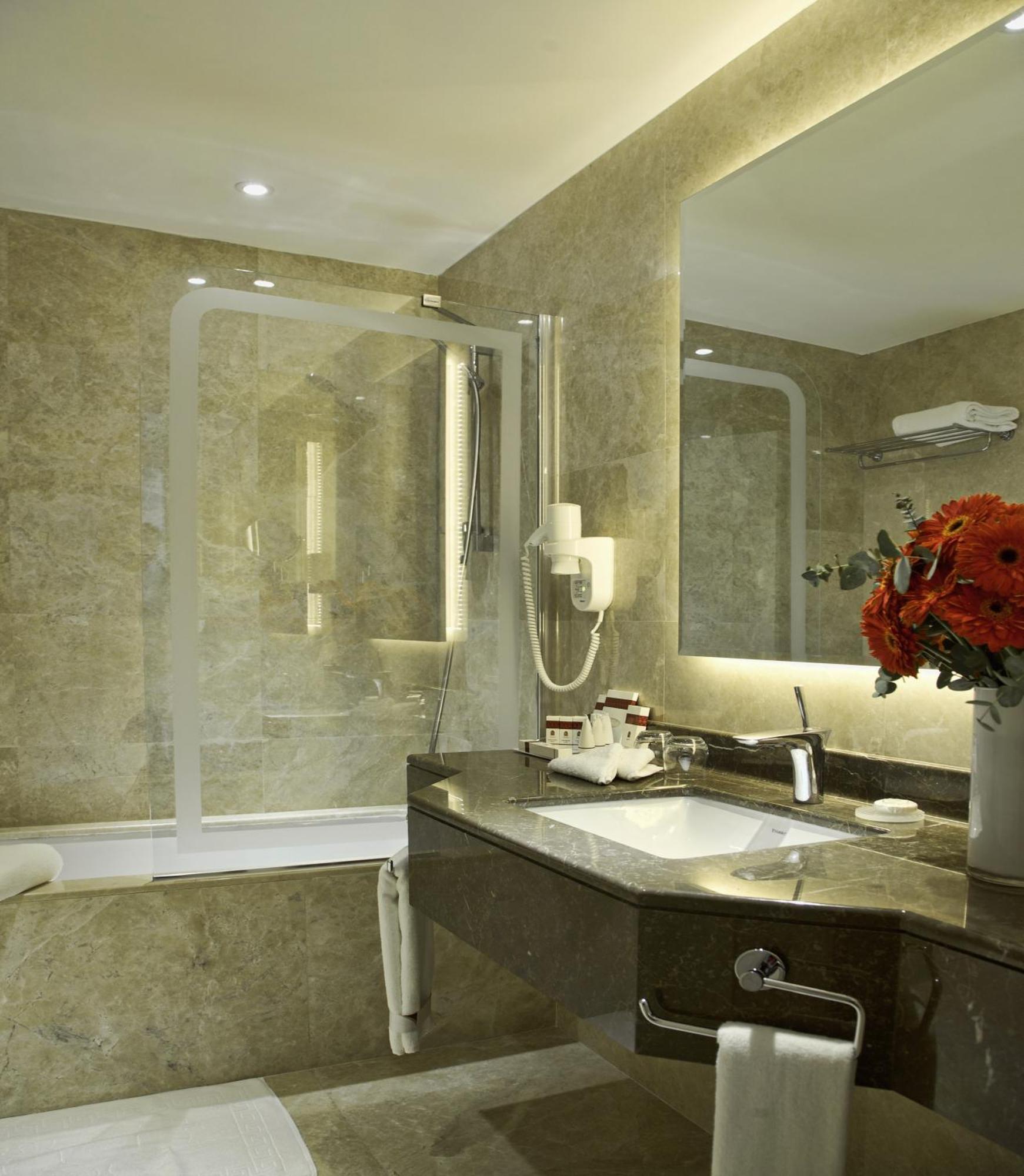 Superior Suite