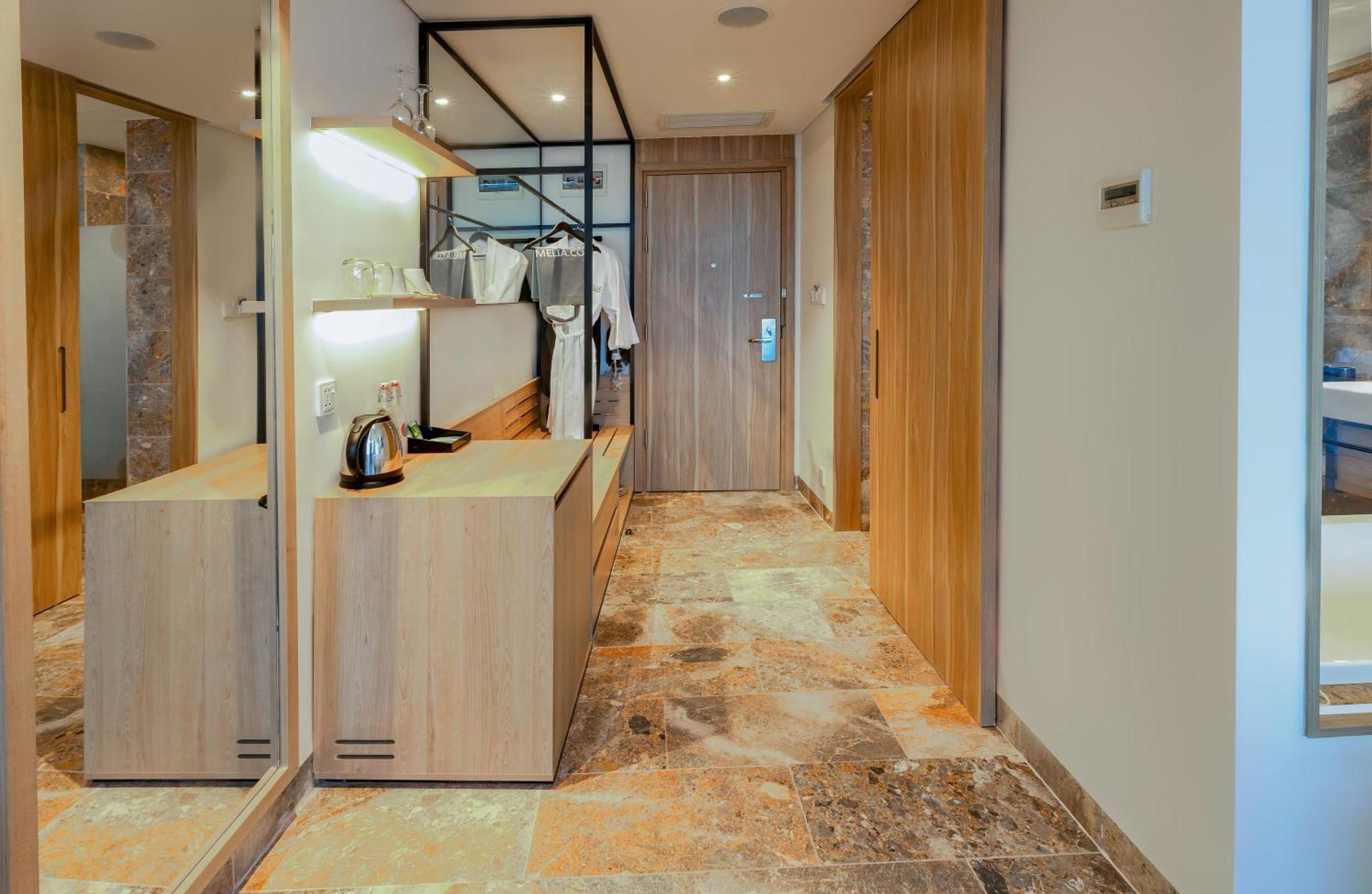 Deluxe Double or Twin Room Bathtub Daily Guest Activities