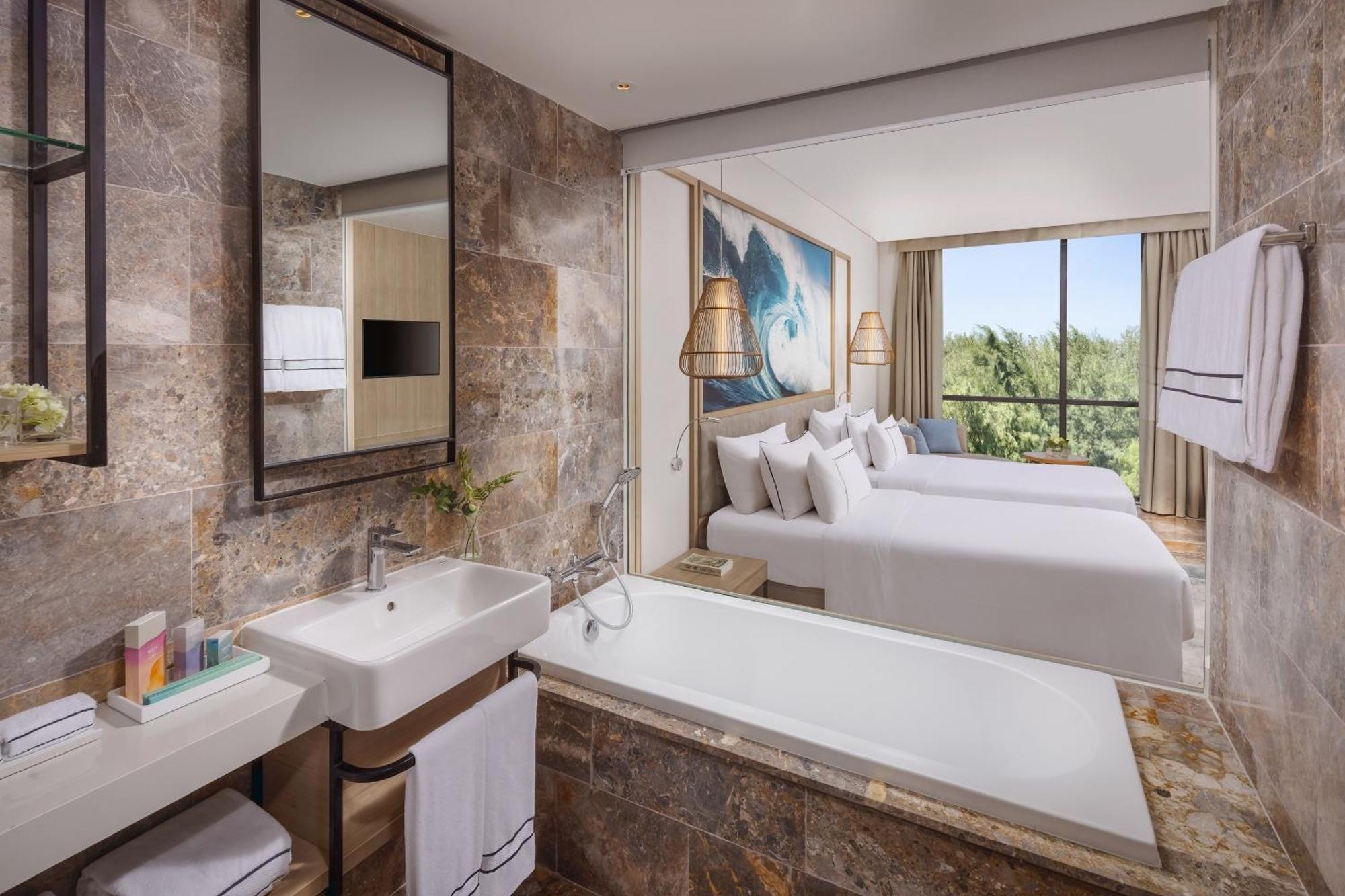 Deluxe Double or Twin Room Bathtub Daily Guest Activities