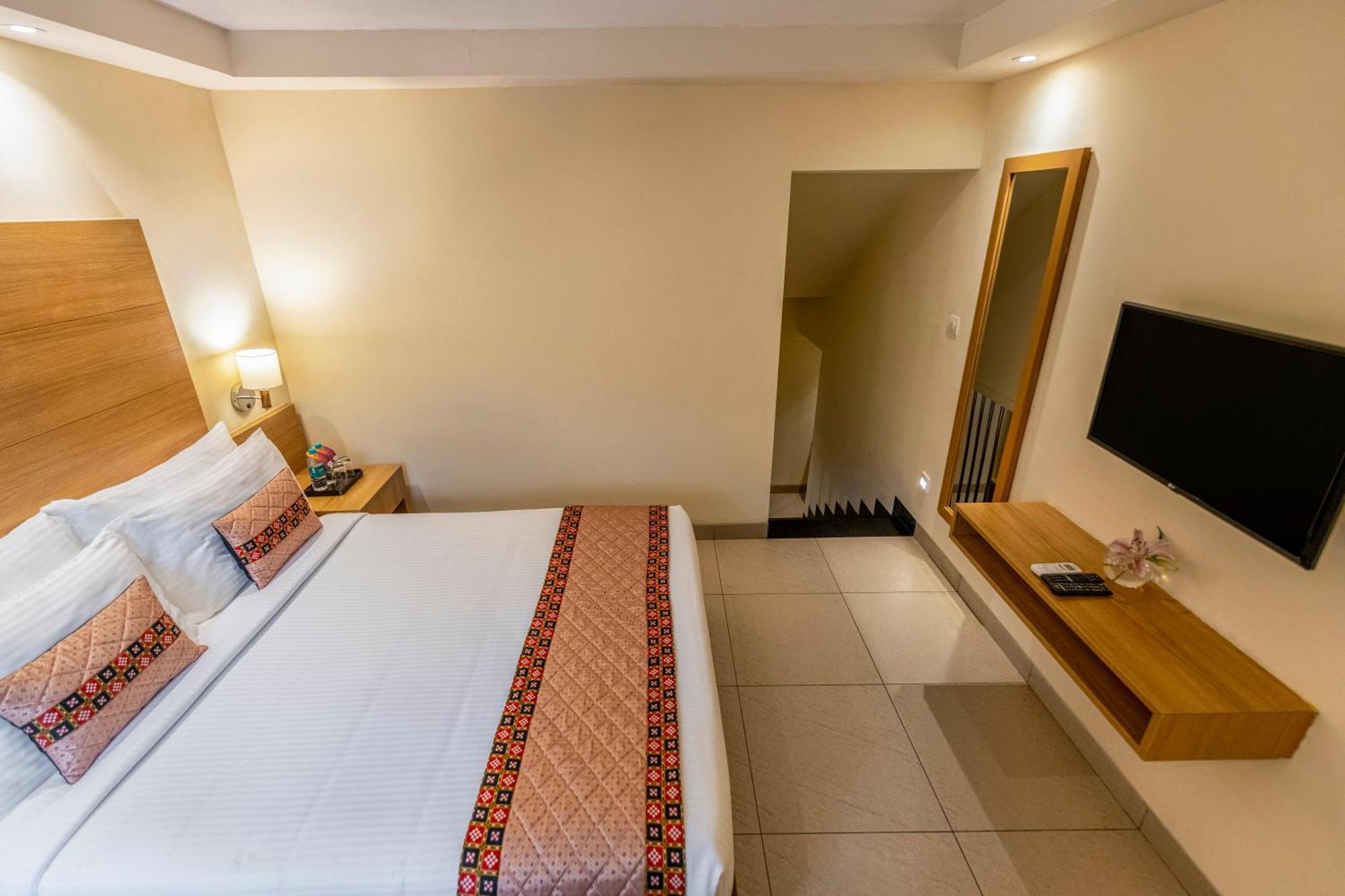 Garden View Classic Room