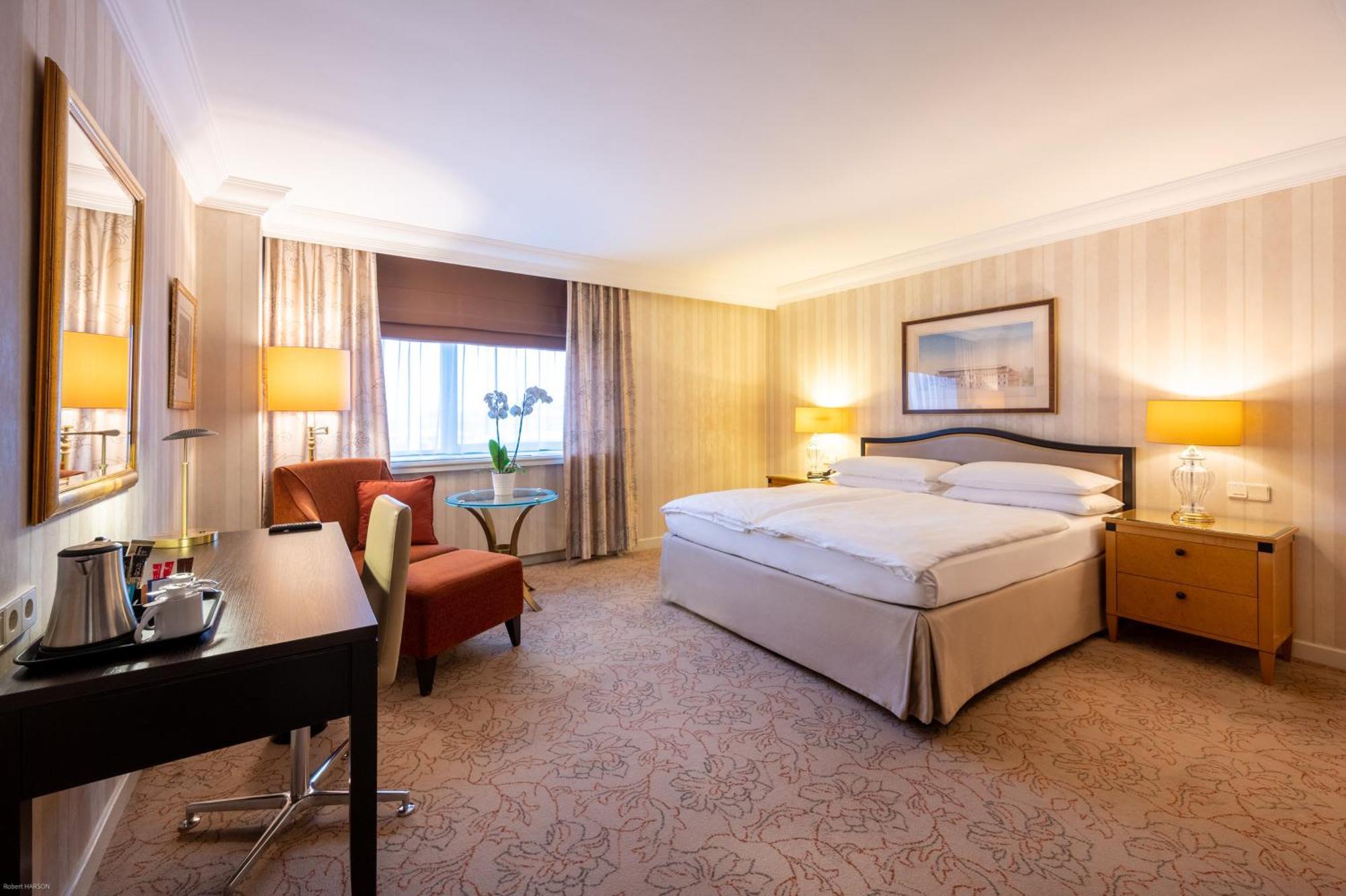 Premium King Room