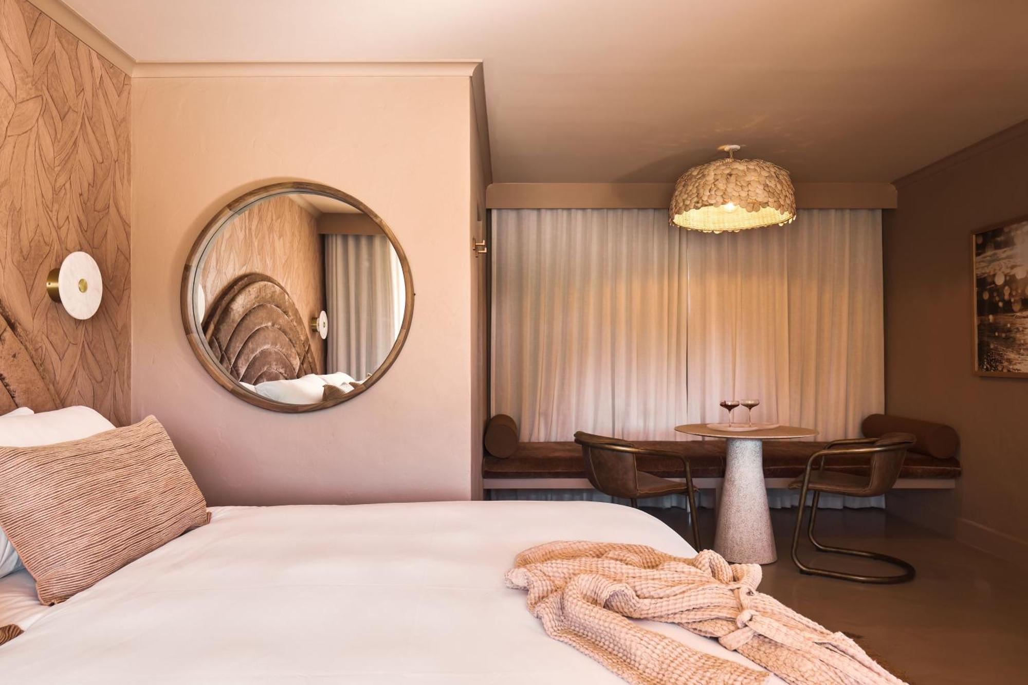 Hideaway Deluxe Room