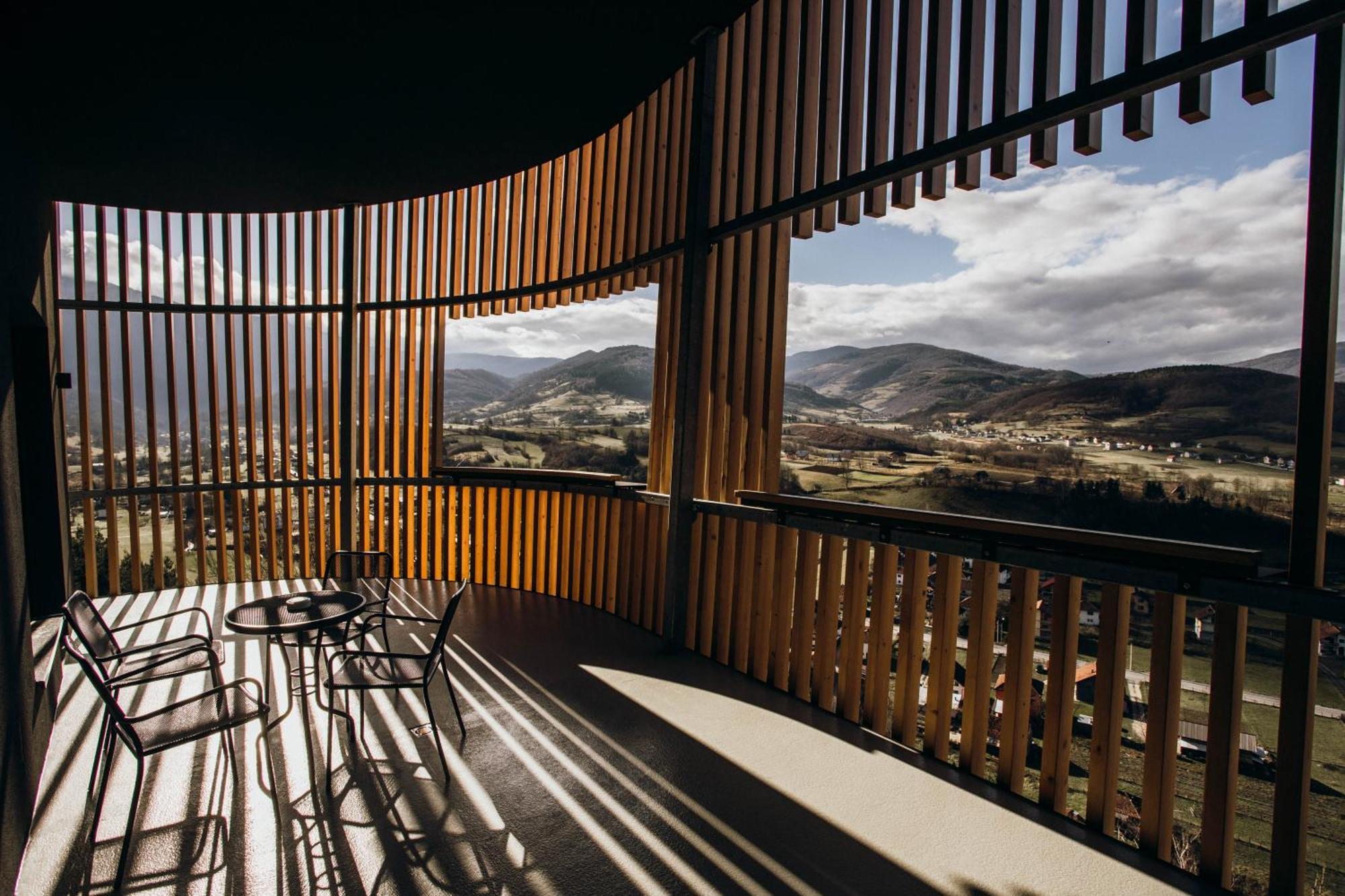 Panoramic Mountain View Executive Suite, One King  Size Bed, Two Units, Balcony
