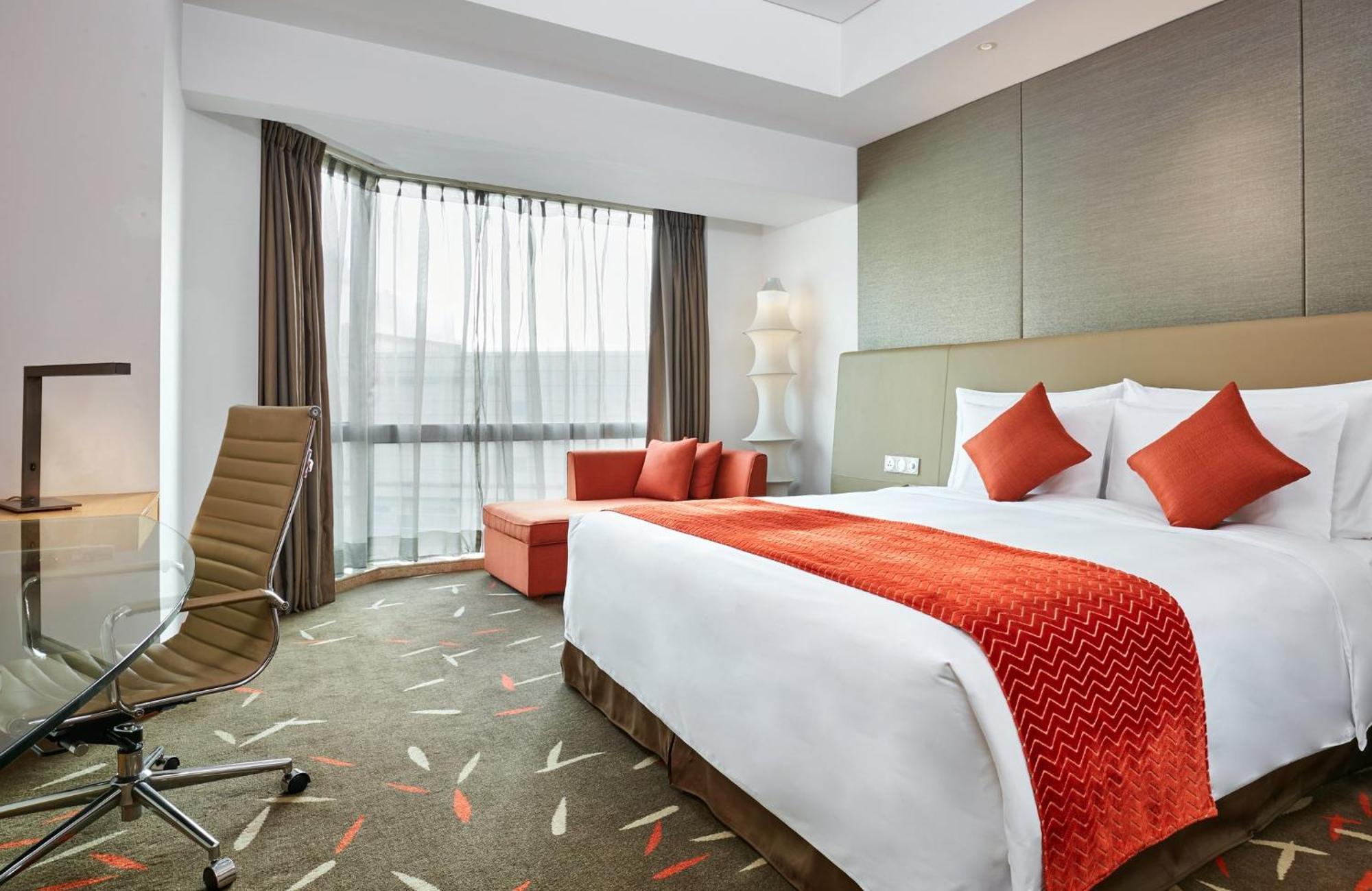 Standard King Room