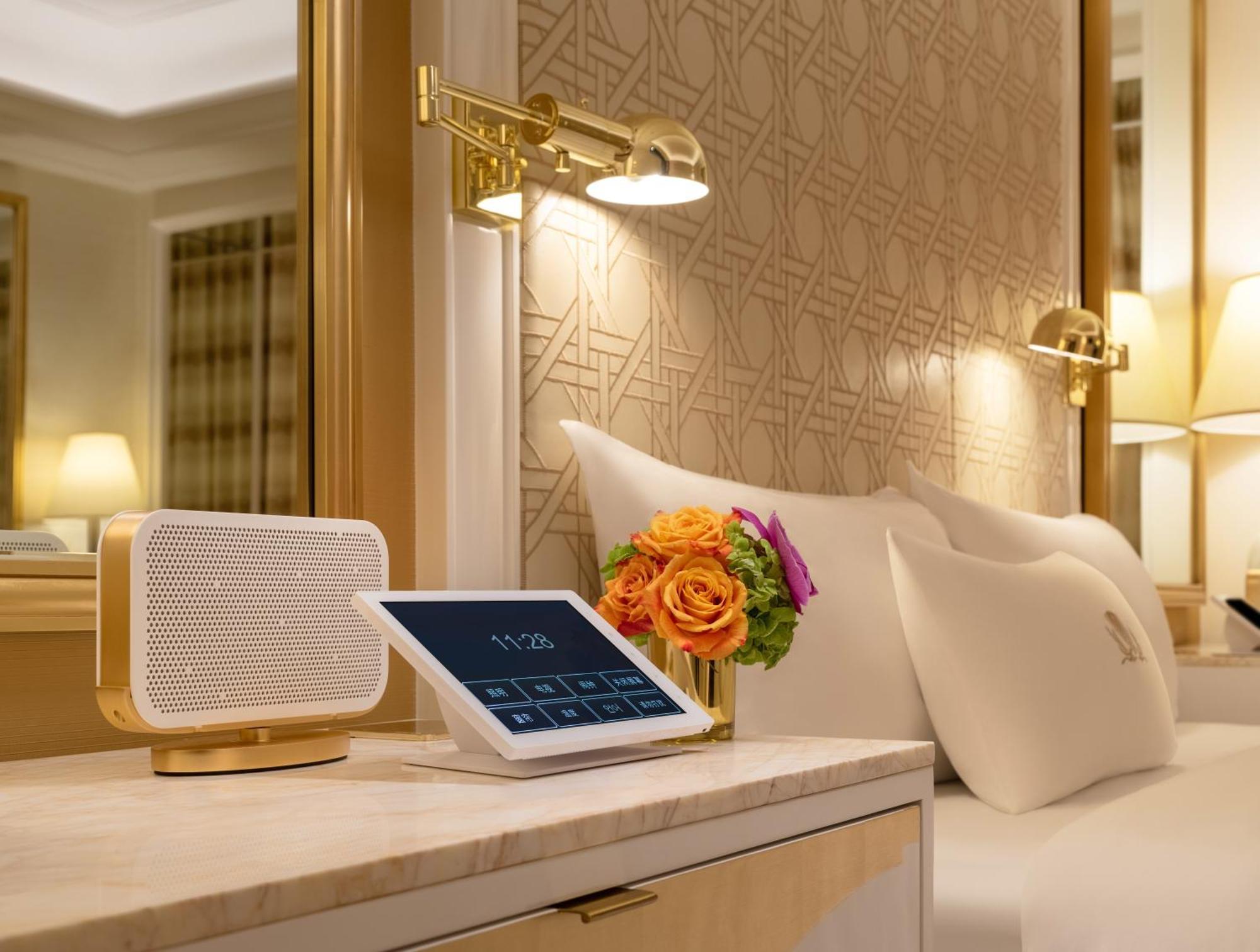 Palace King Room