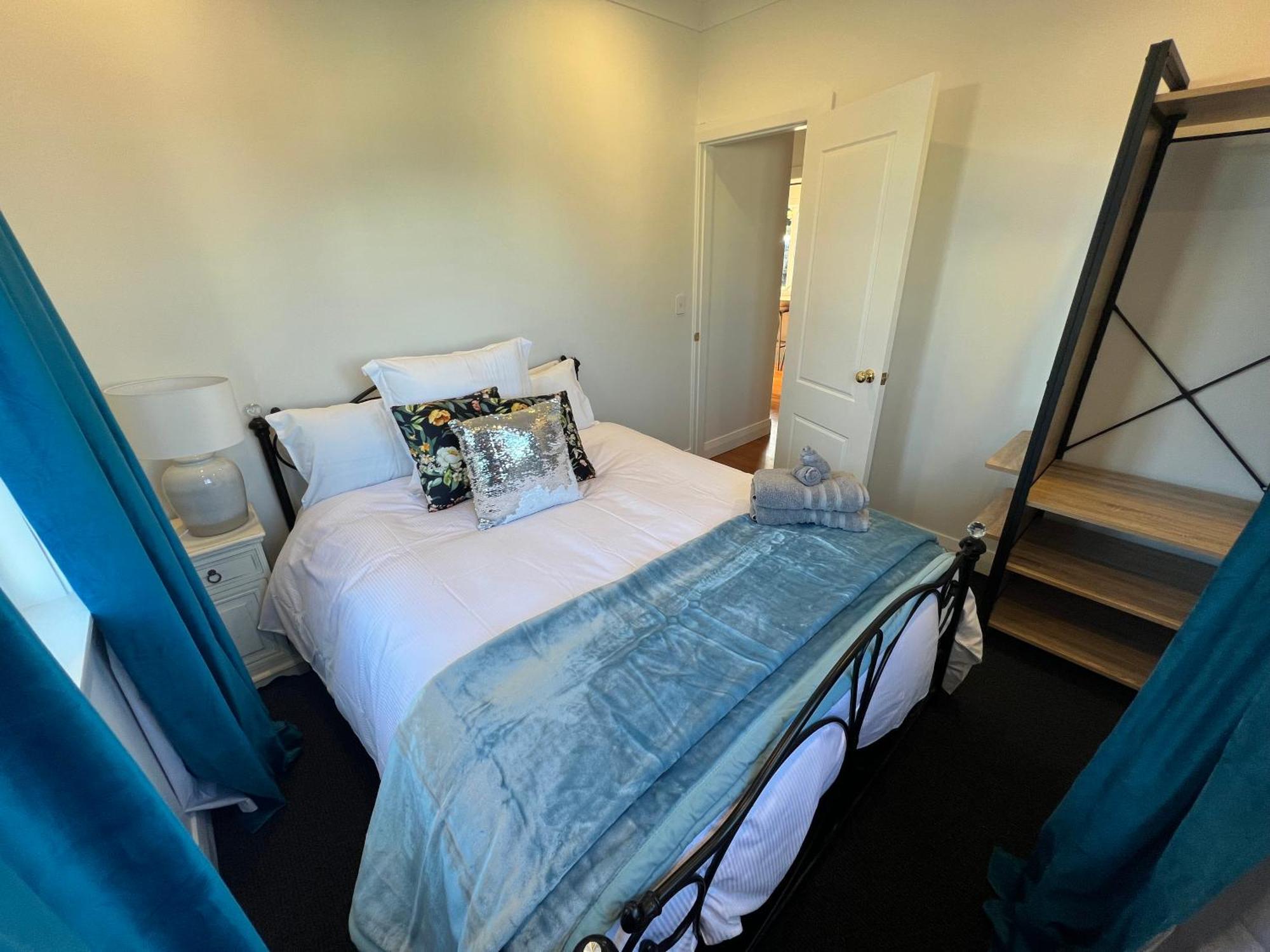 Luxe Boutique offsite