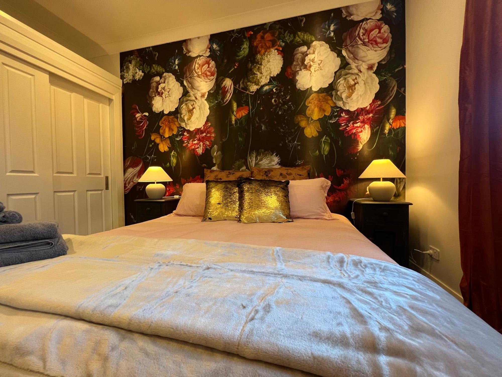 Luxe Boutique offsite