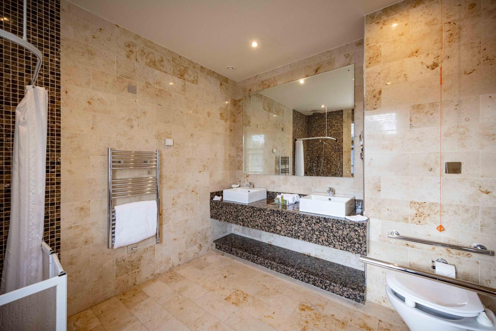 Double or Twin Room Disability Access