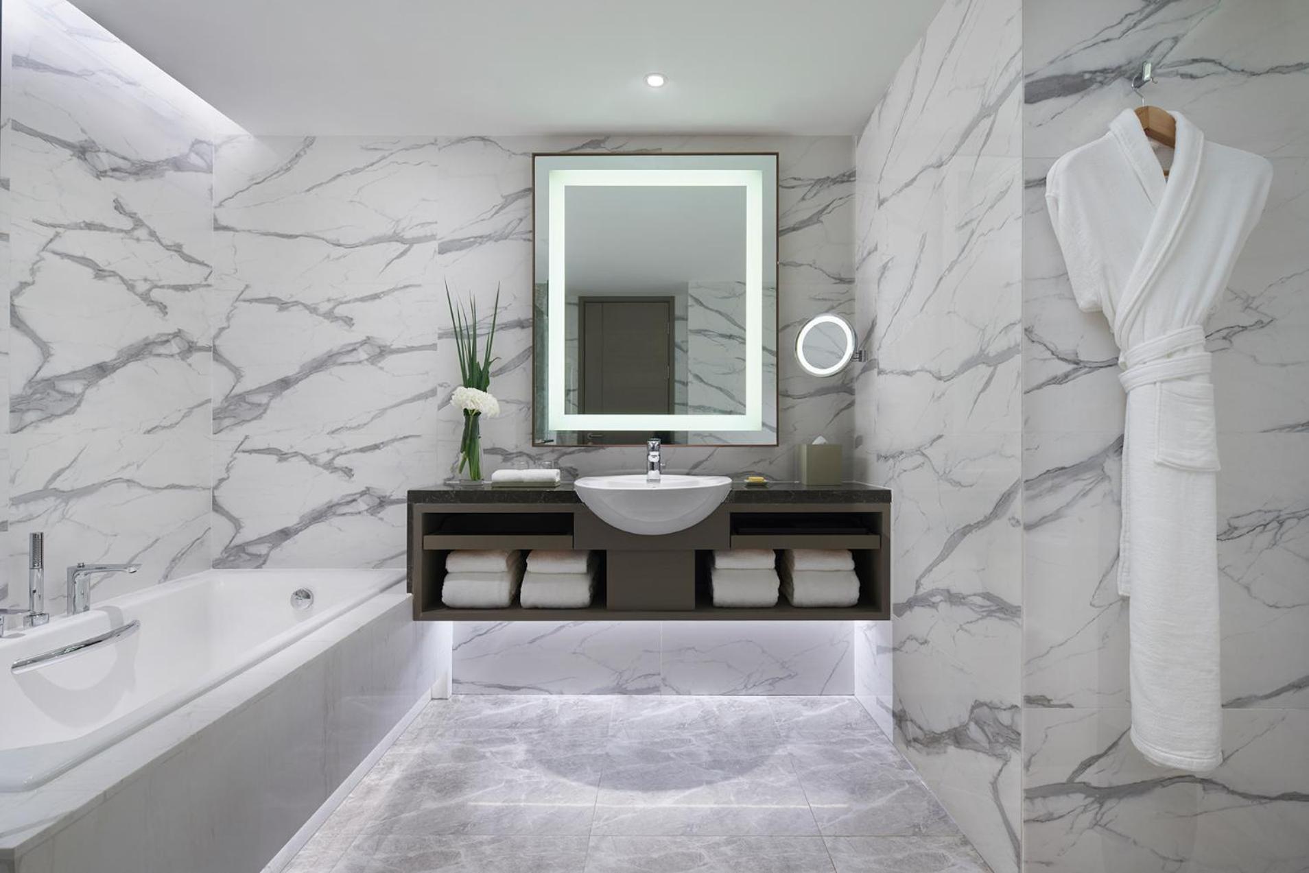 Club Deluxe Twin Room