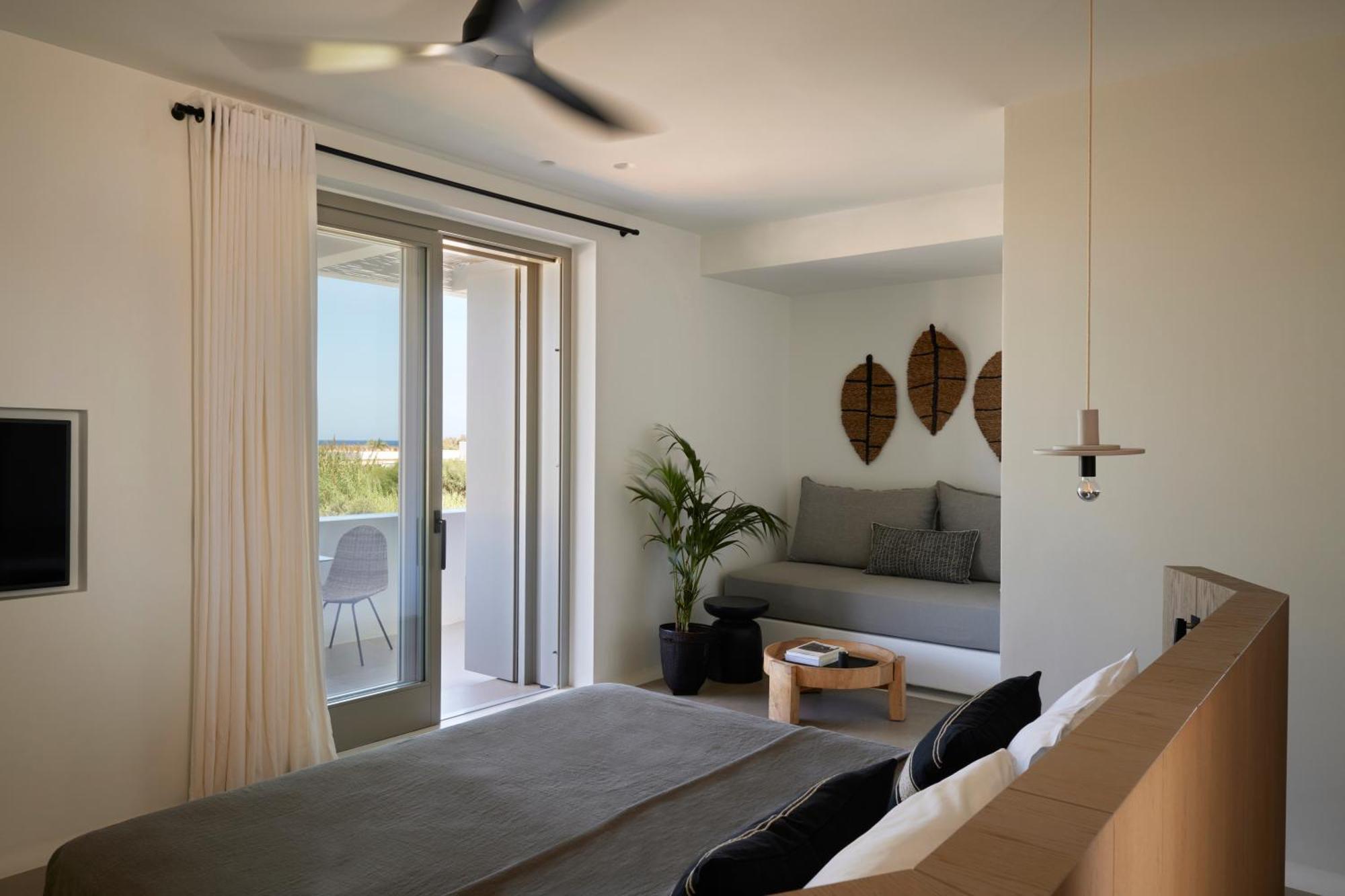 Junior Suite with Pool View