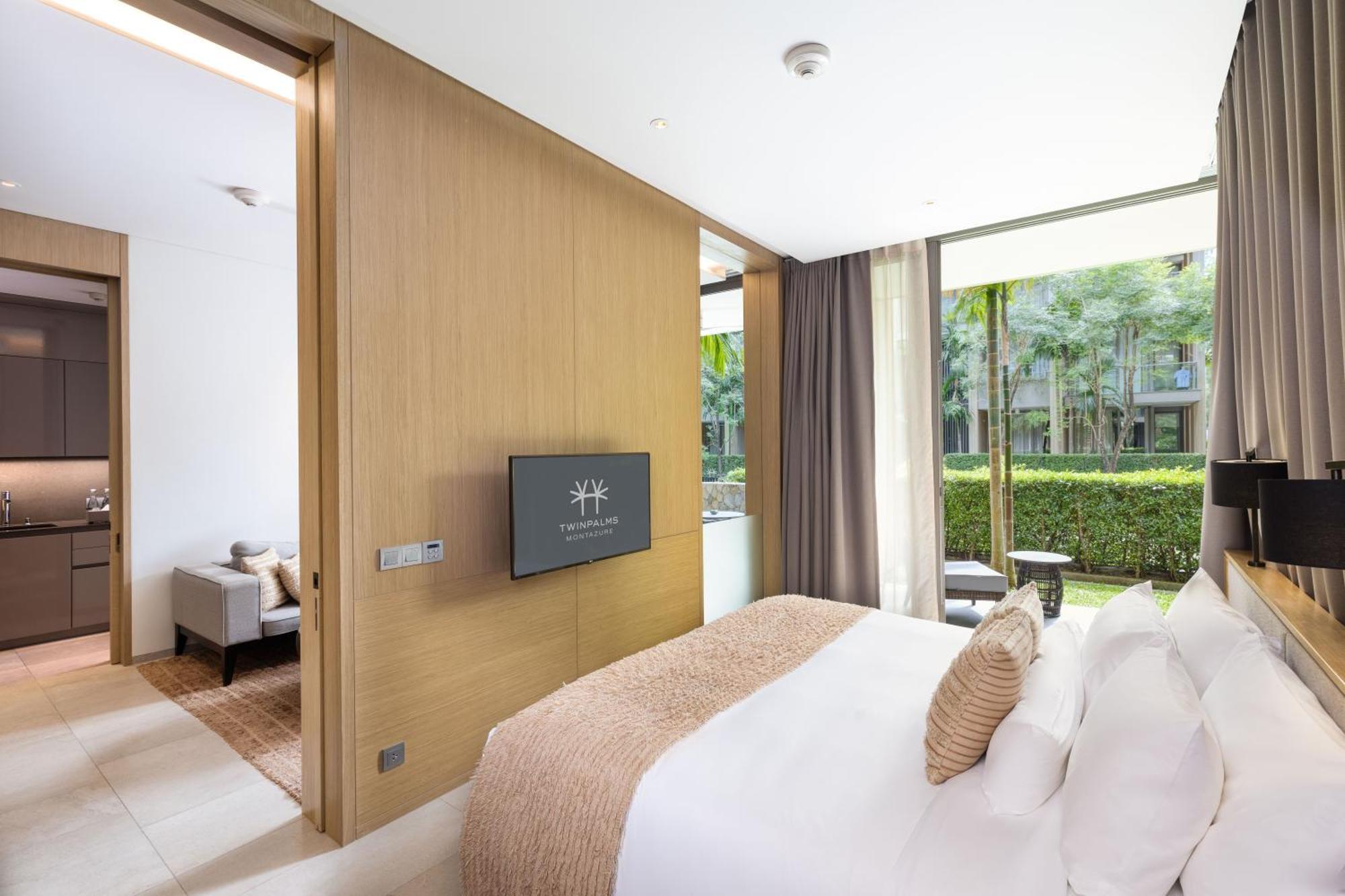 Grand Azure Suite Deluxe Double or Twin Room