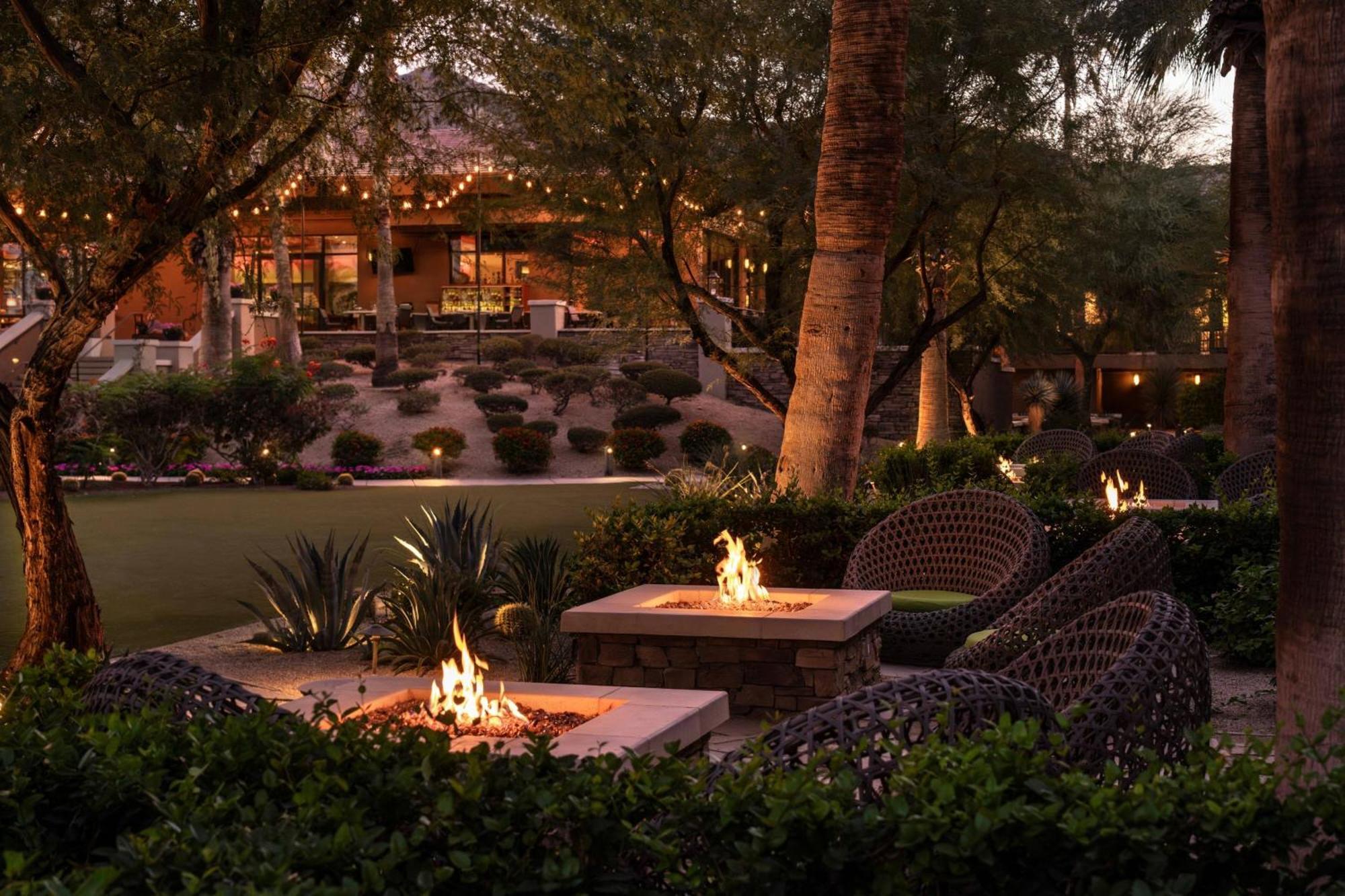Terrace Firepit Room 2 Queens