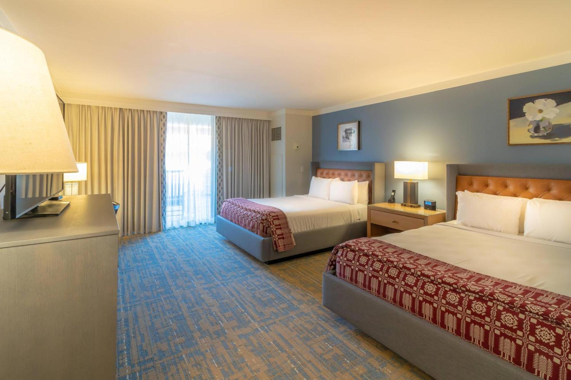 Premium Queen Room Balcony