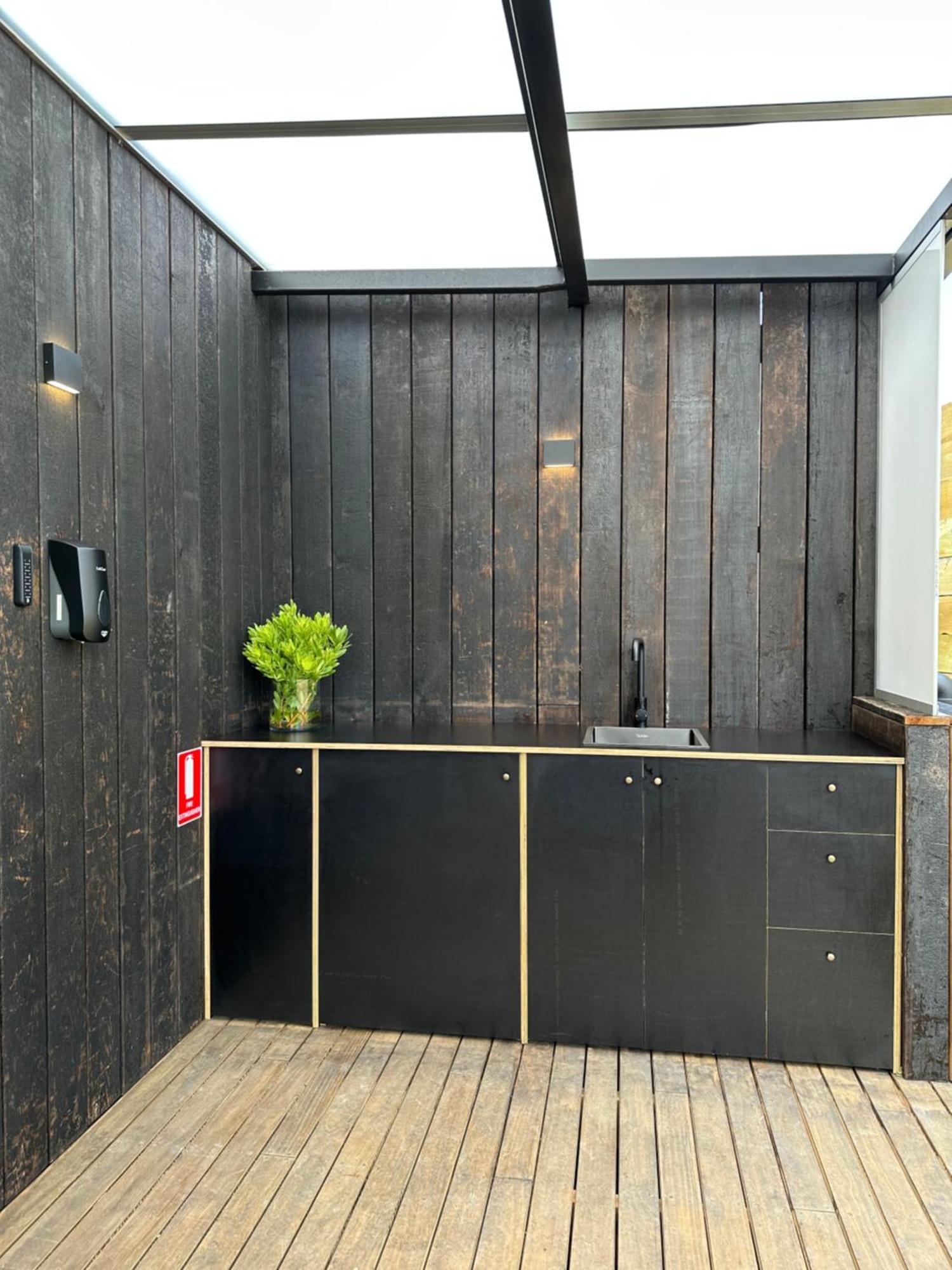 Monty's Hideaway Studio