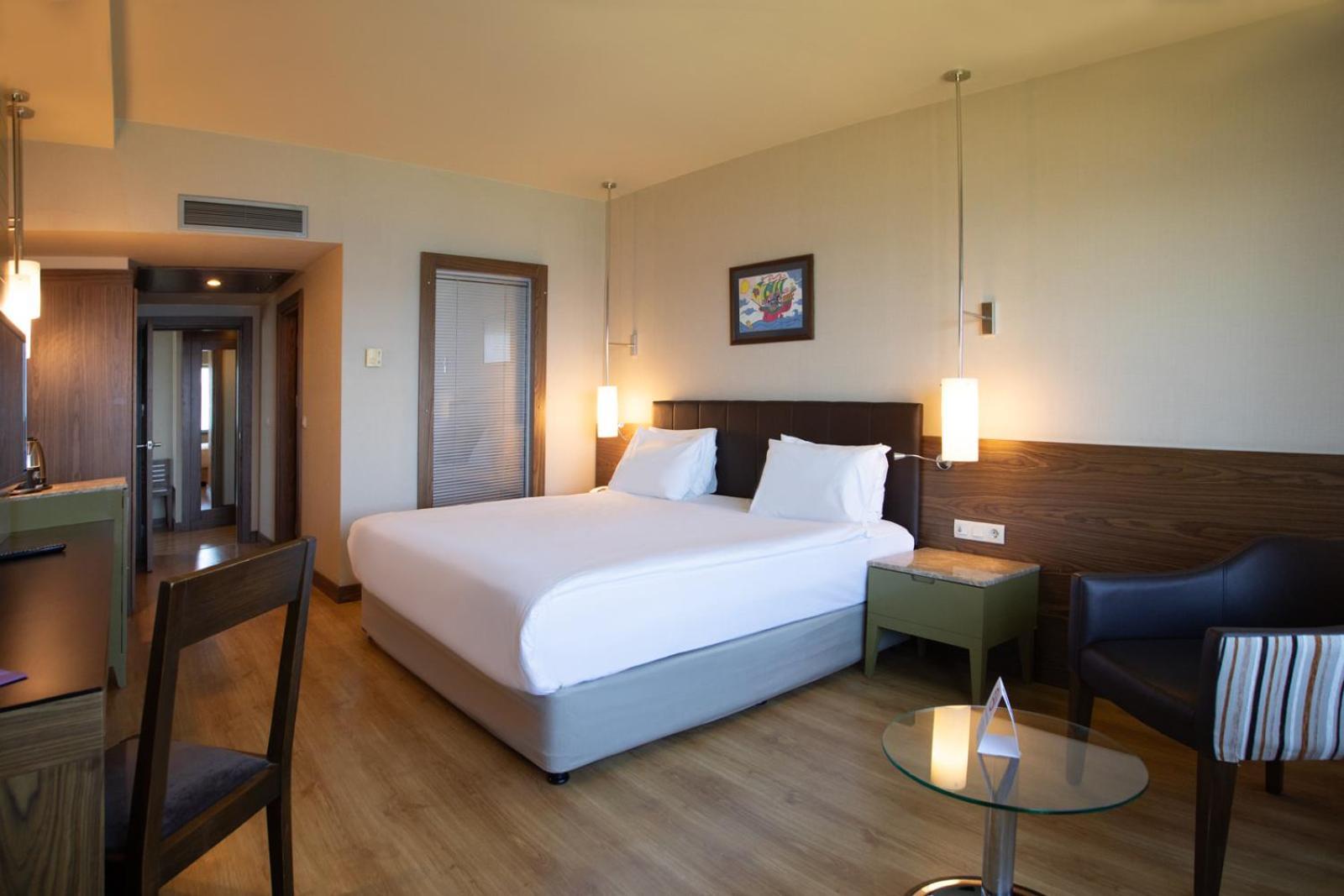 Large Double Room