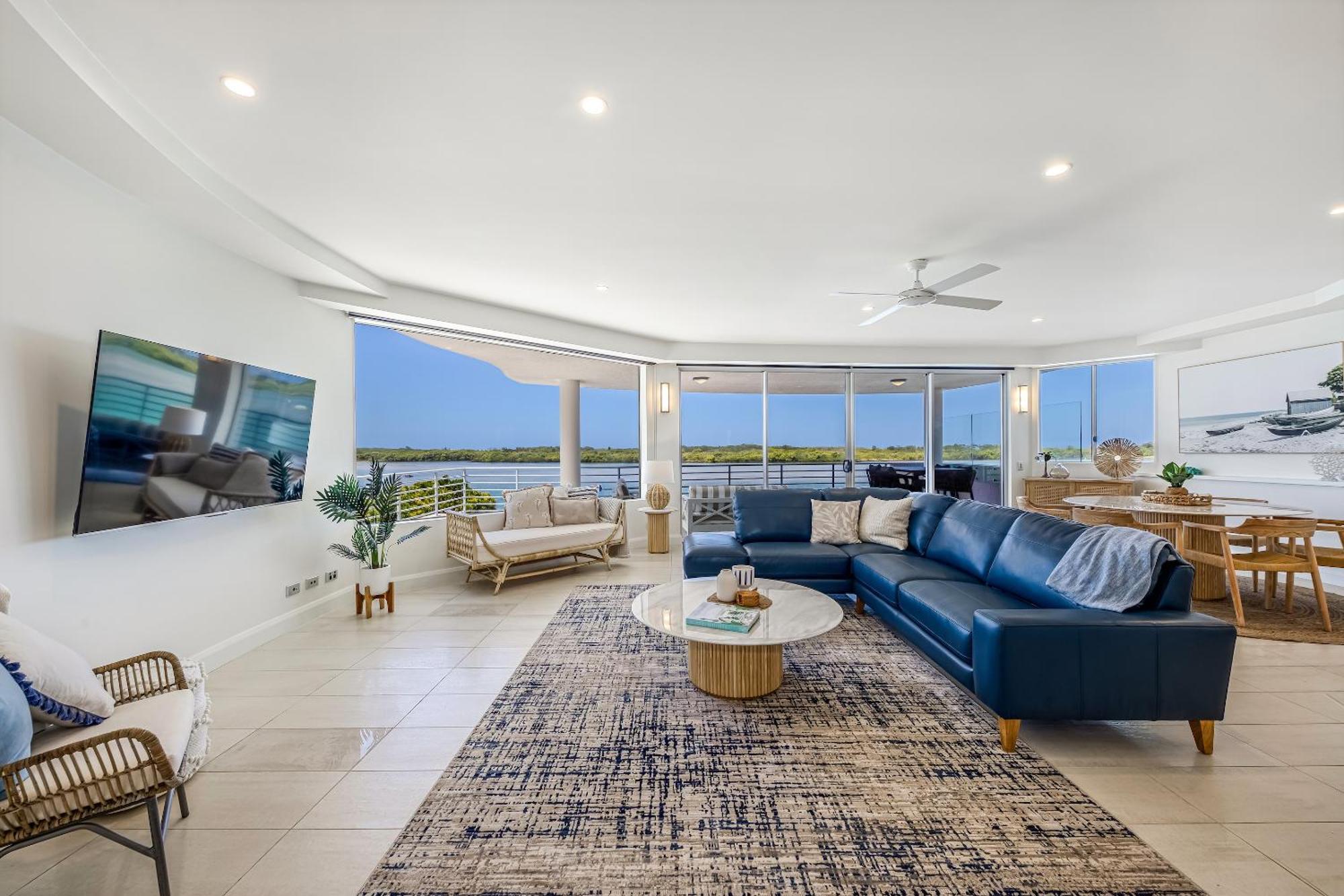 Deluxe Apartment
