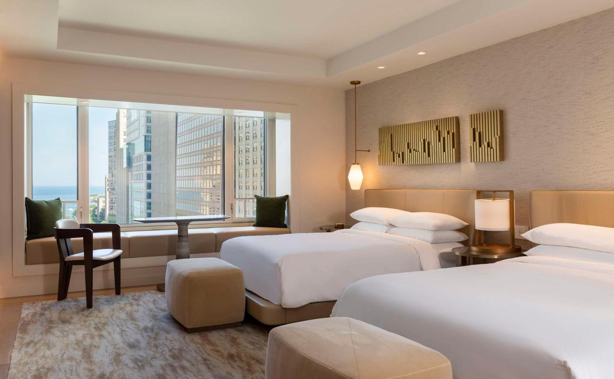 Queen Room with Two Queen Beds and Lake View,1542278248:JPEG