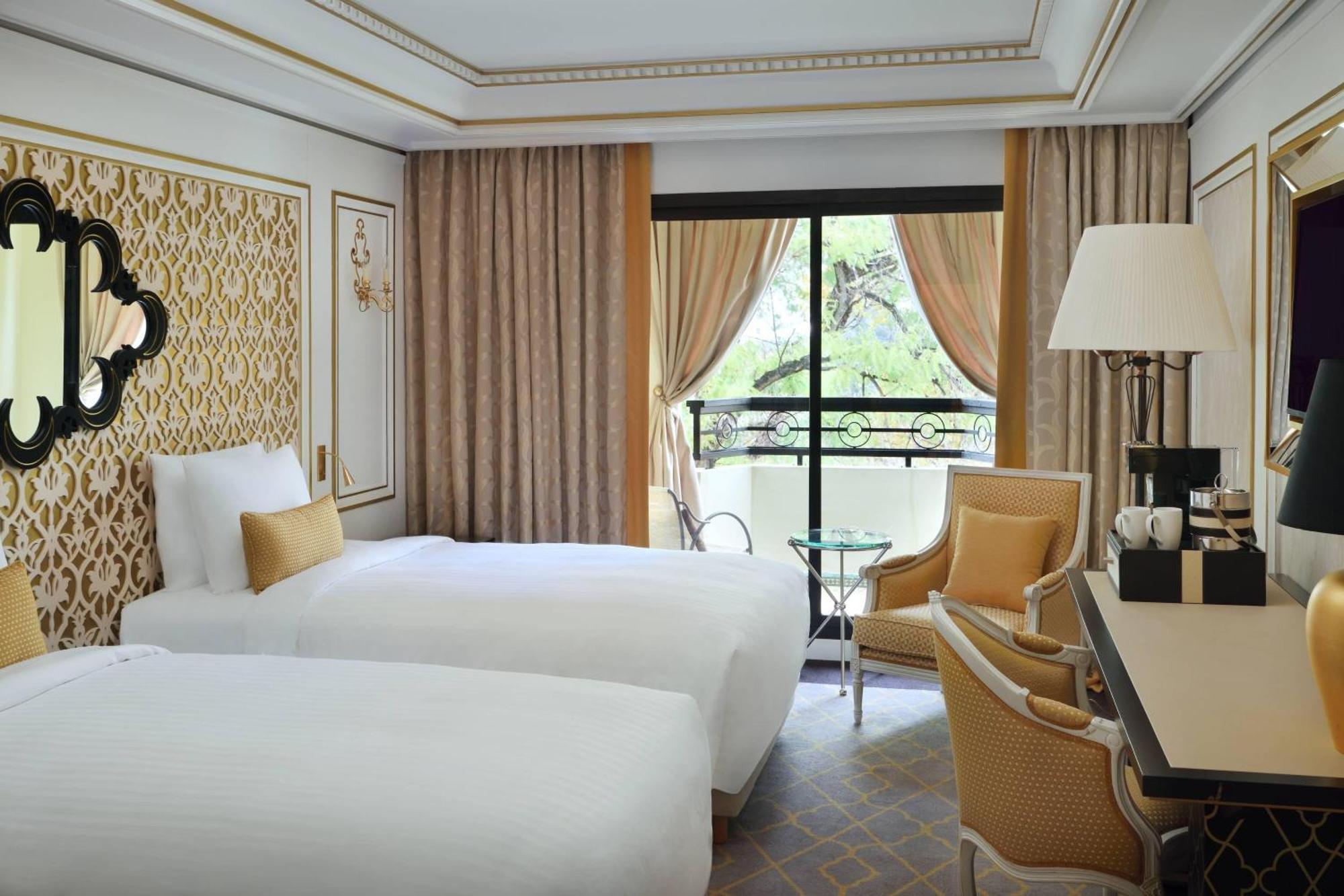 Deluxe Room Guest room 2 Twin or Single Beds Garden view