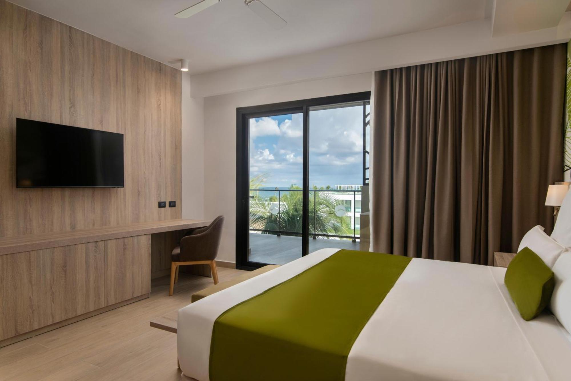 Master Suite,1542859003:JPEG