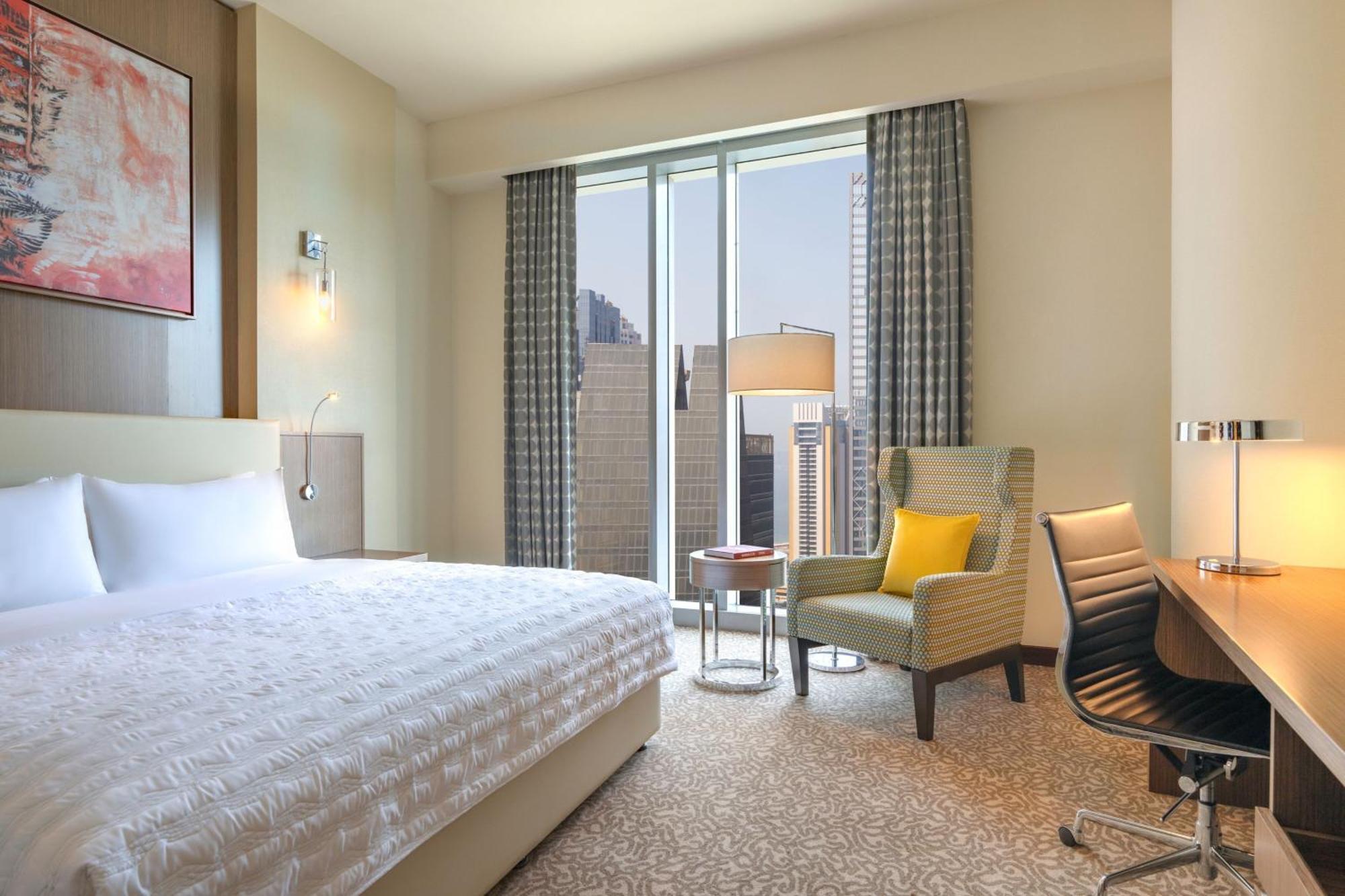Deluxe King Room Beach Access