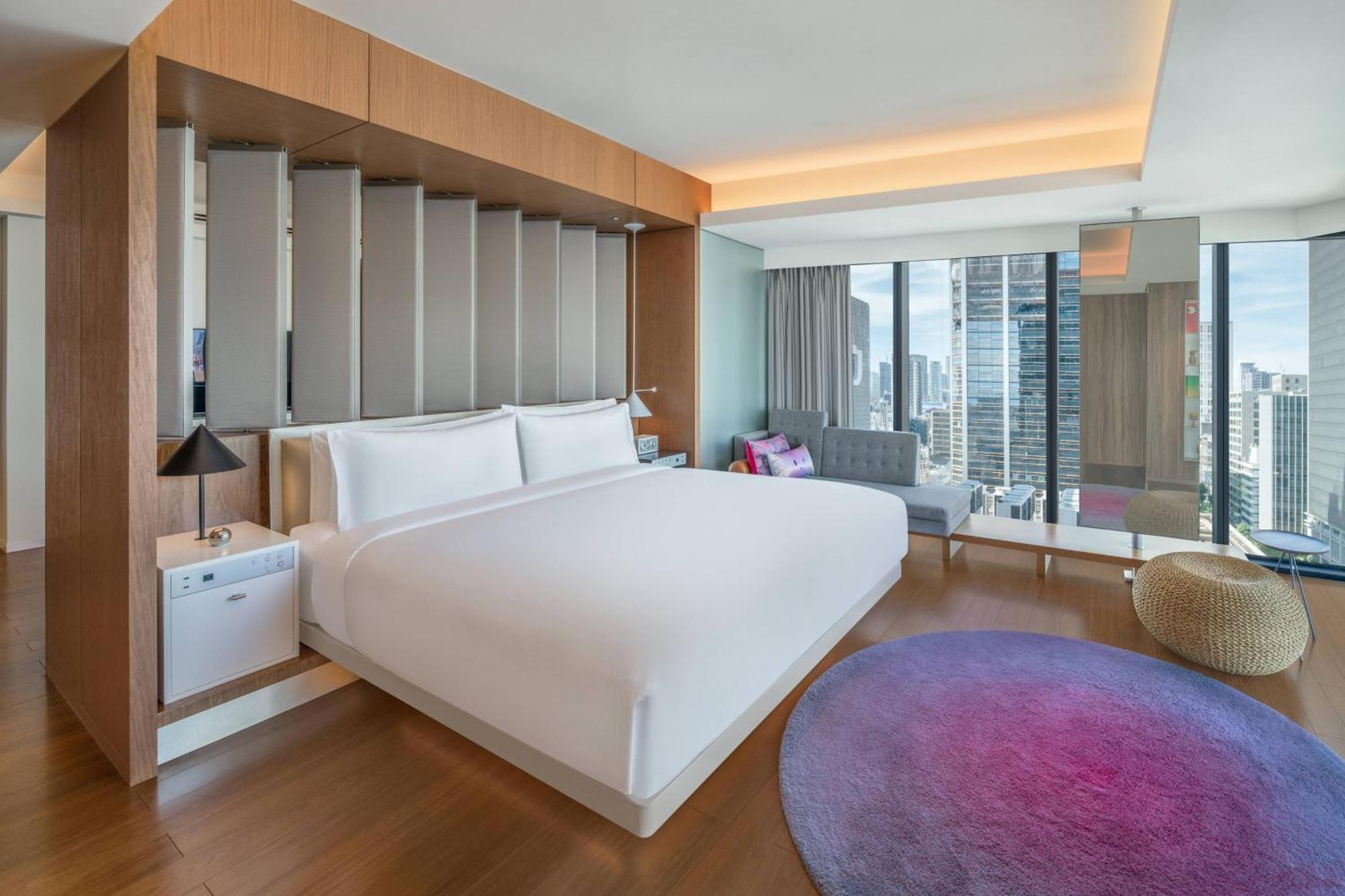 Urban King Suite One King Bed