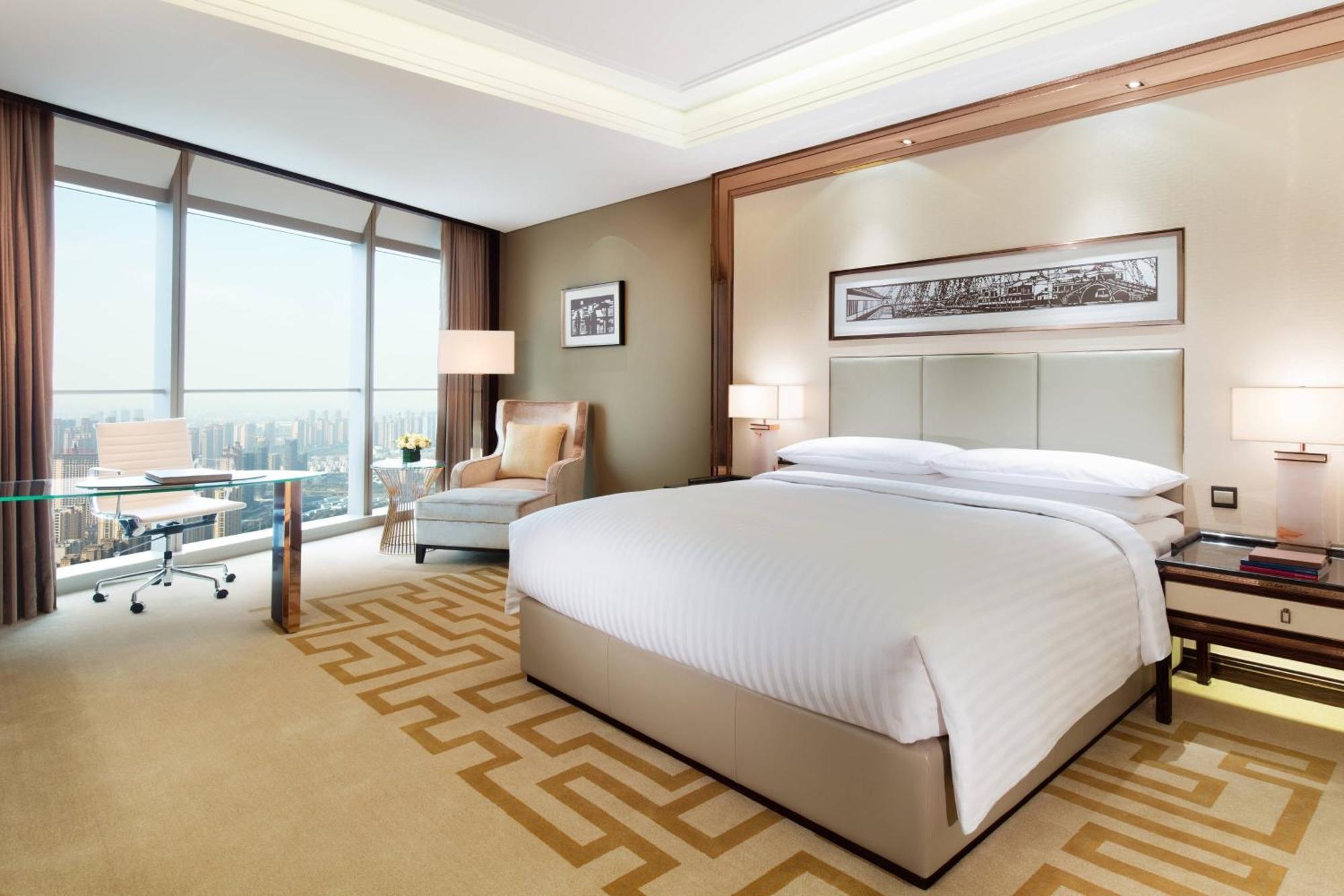 Deluxe Room Guest room 1 King