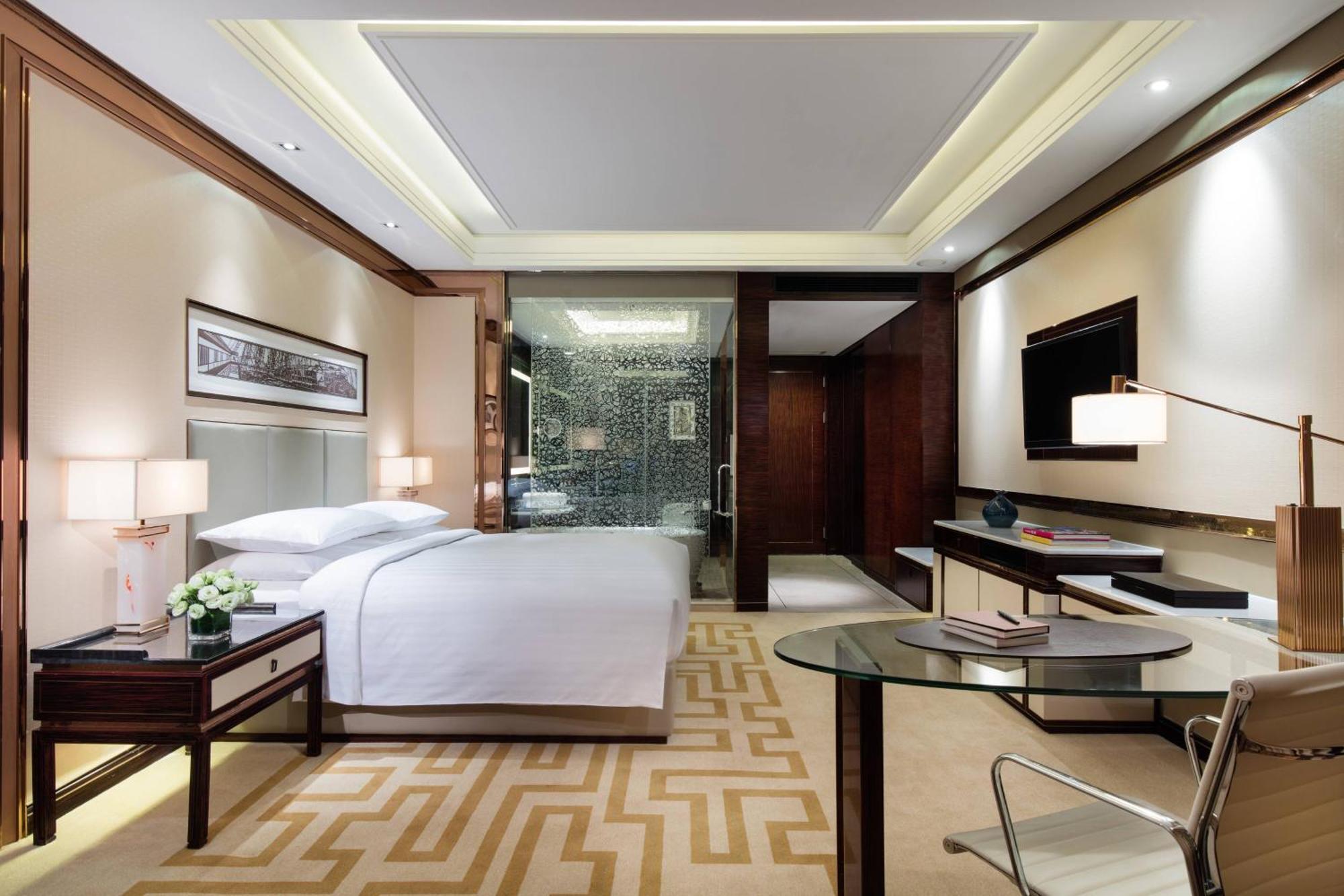Deluxe Room Guest room 1 King