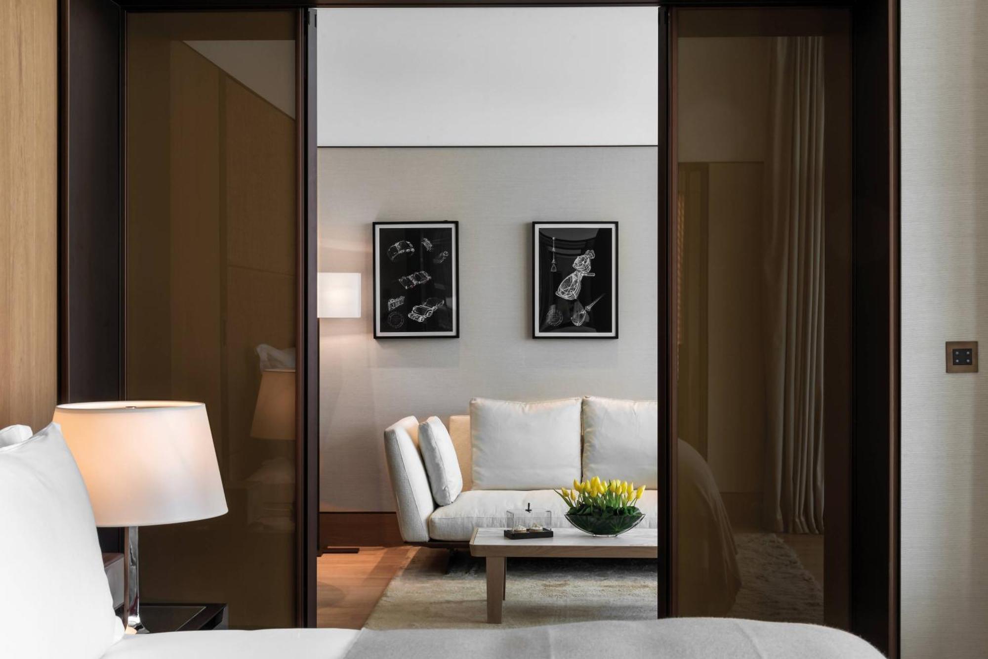 Junior King Suite with Balcony,1543903252:JPEG