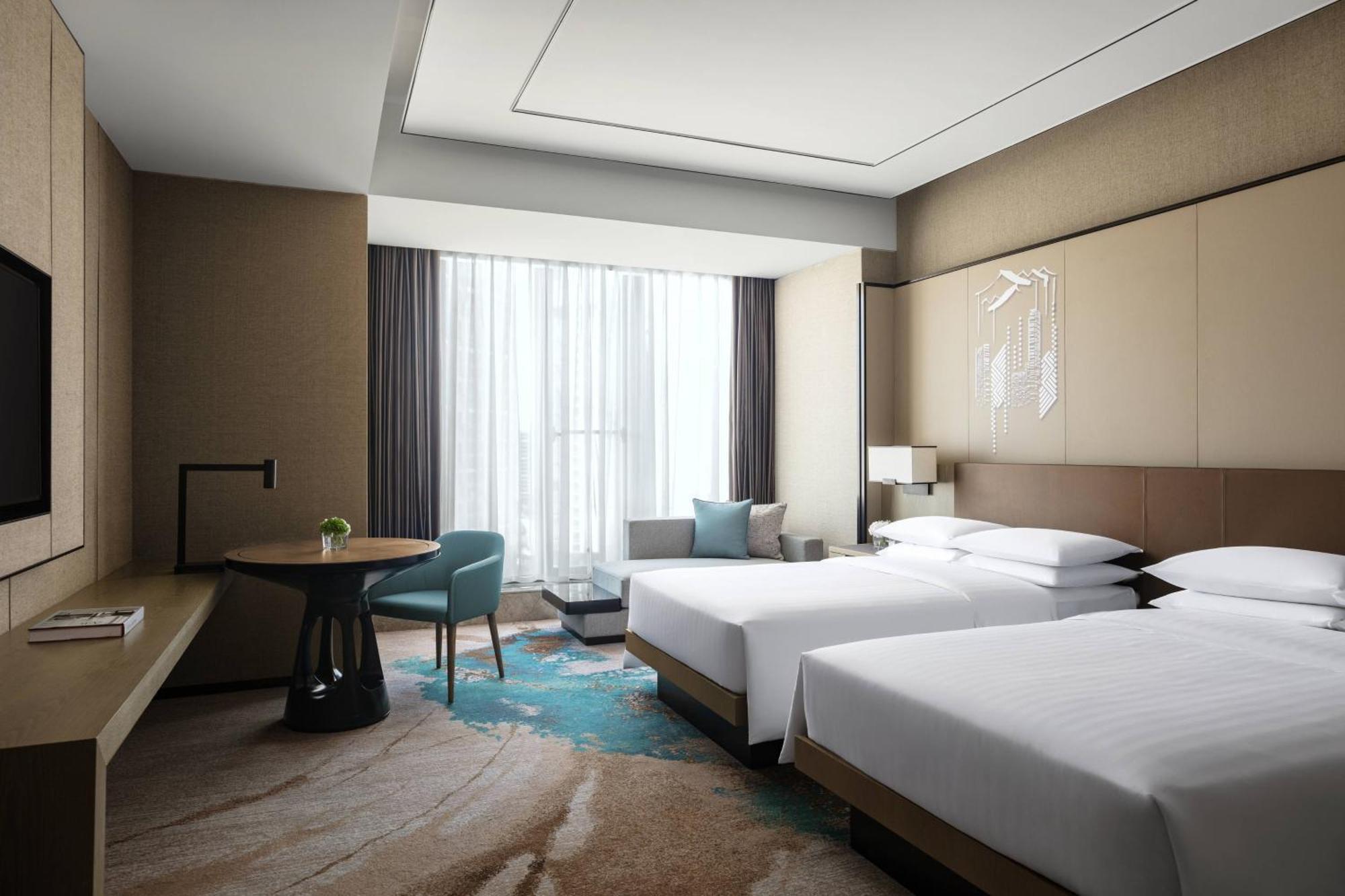 Guest Room Two Twin Beds high Floor