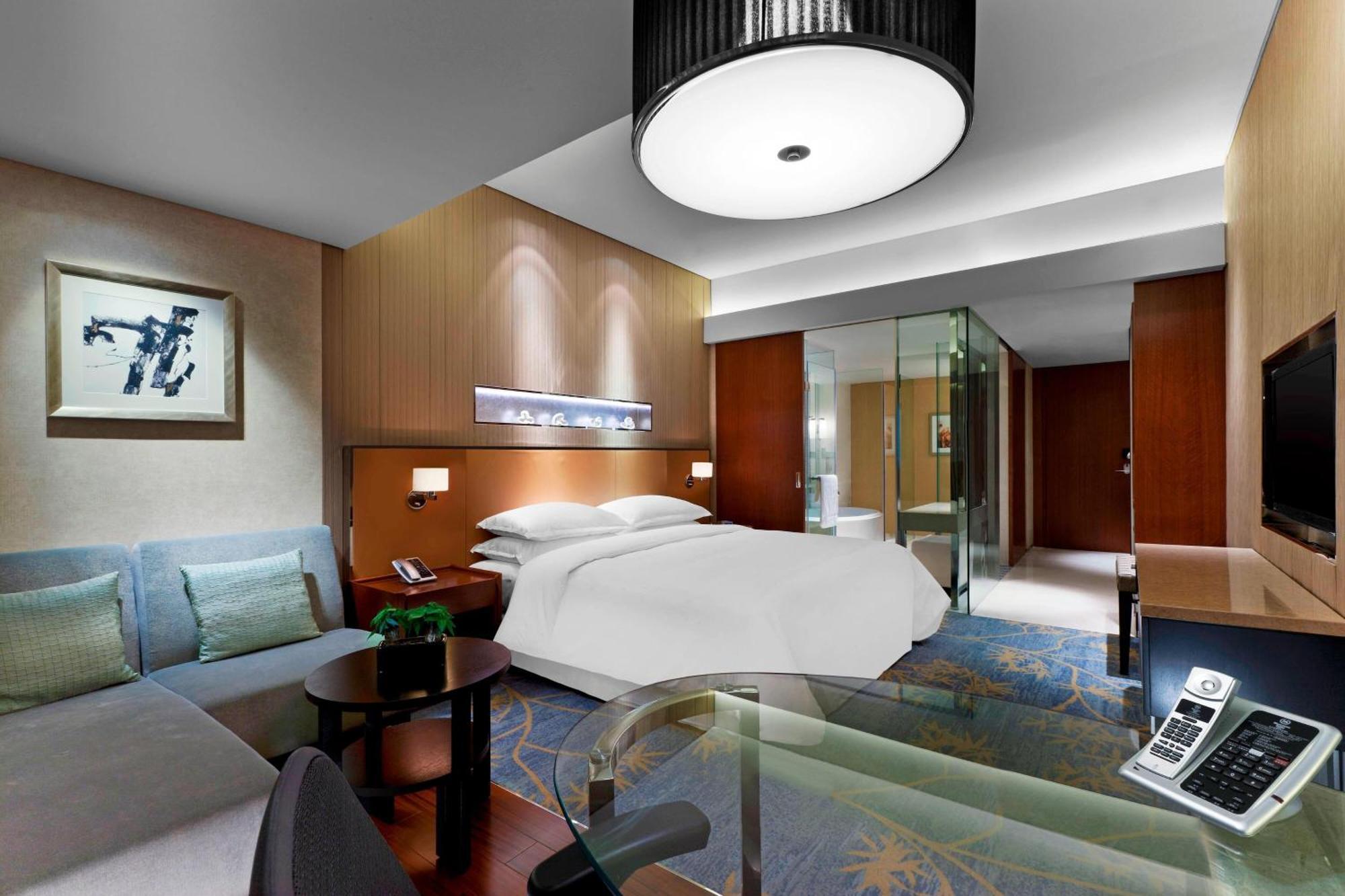 Club King Bed Room, Club lounge access, Guest room, 1 King,1543916194:JPEG