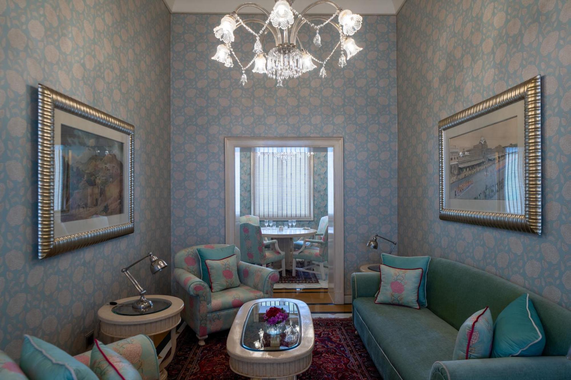 Royal Suite