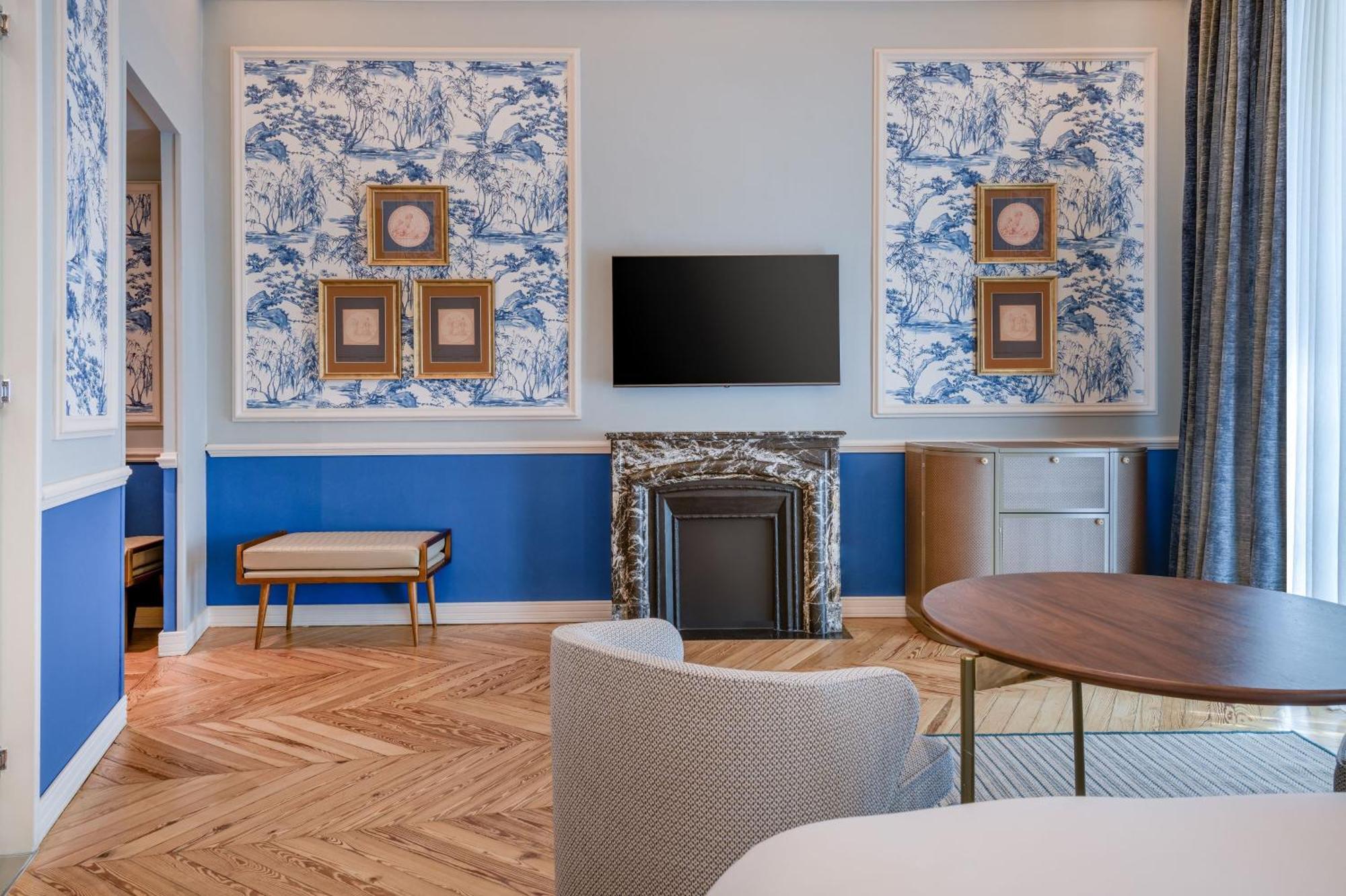 Premium Deluxe King or Twin Room