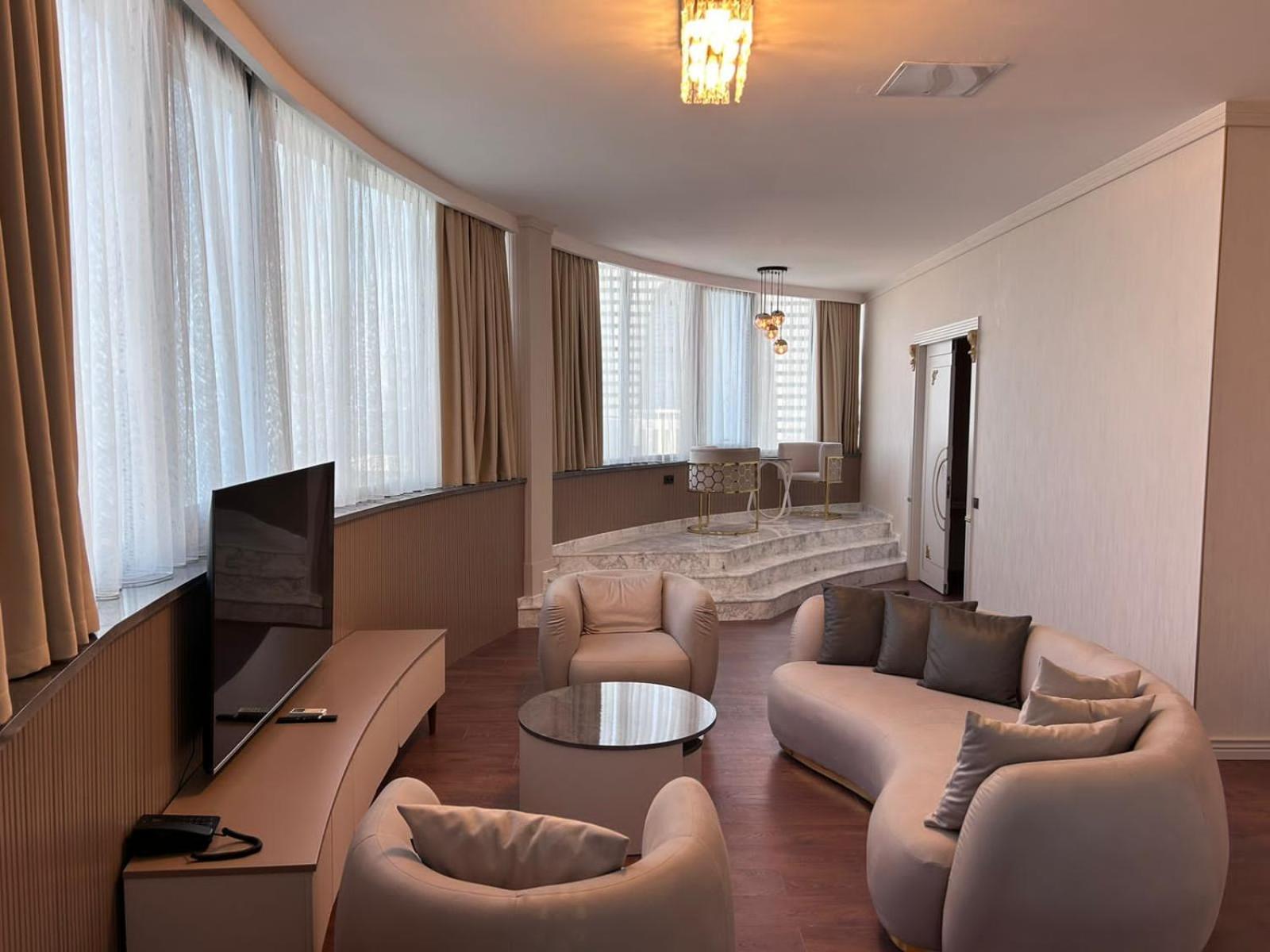 King Suite with Sea View