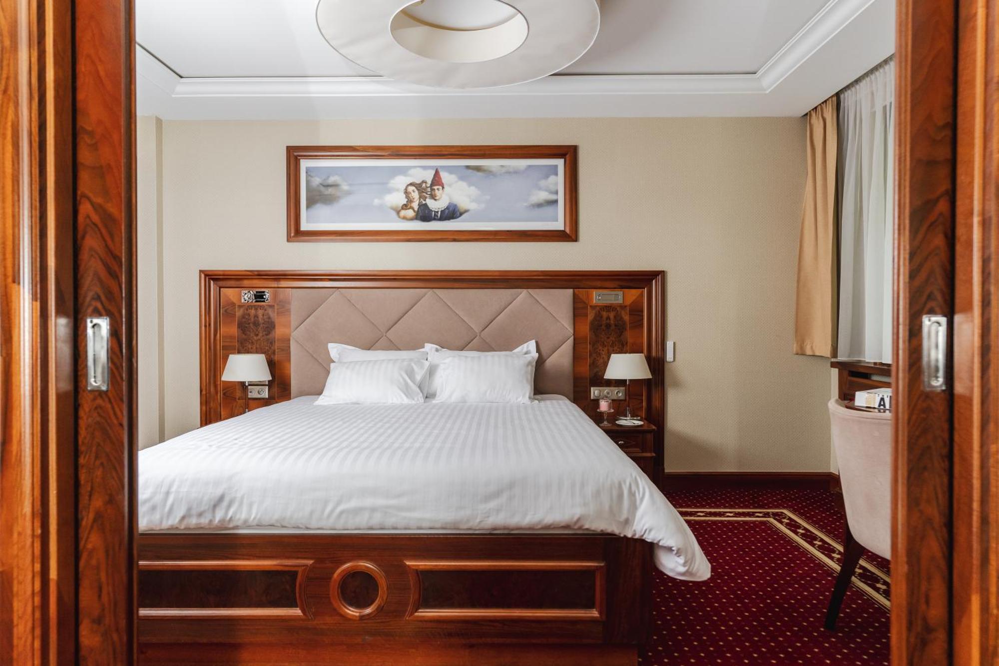 Junior Suite Apartment,1545566416:JPEG