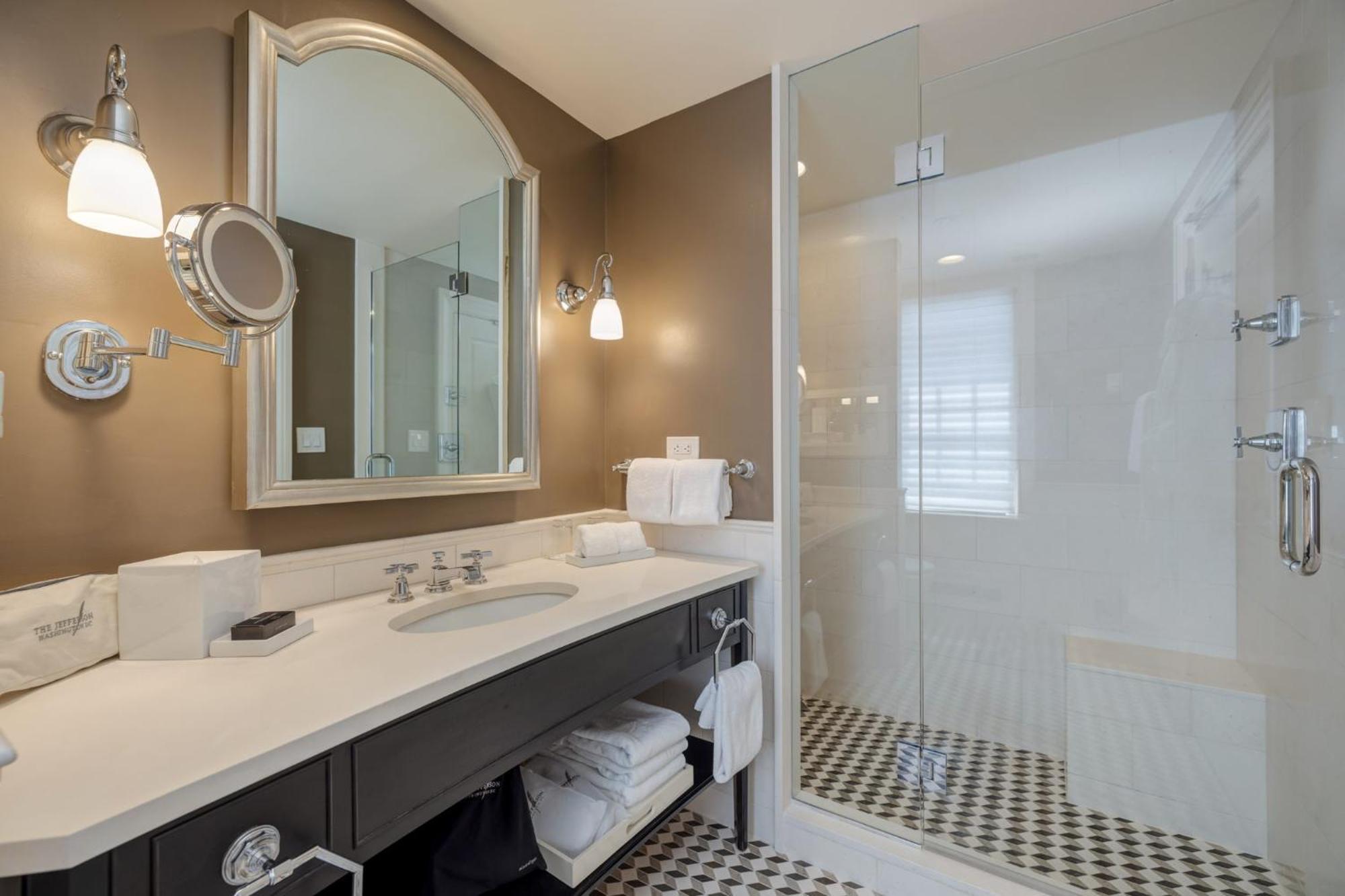 Premier King Room