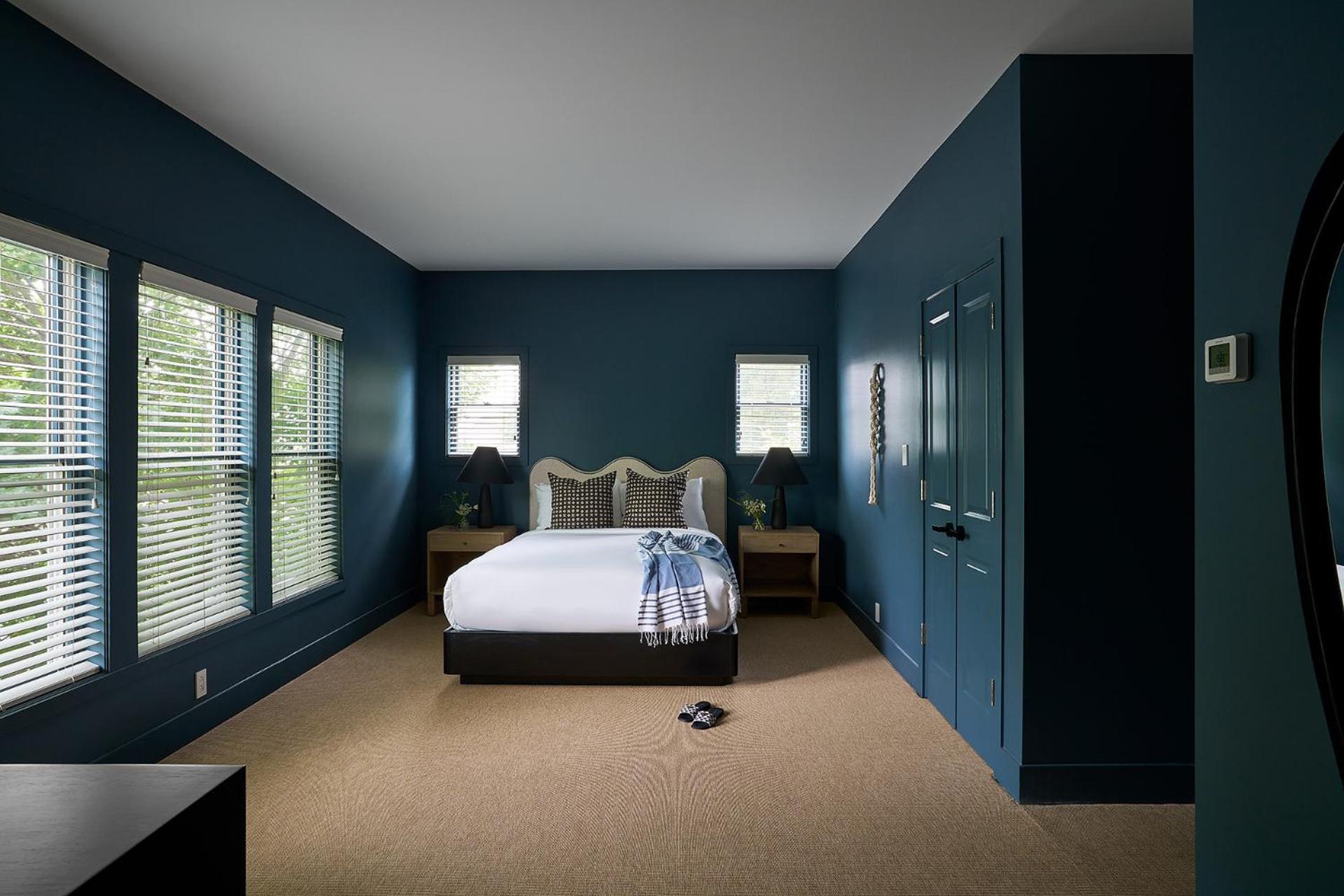 Queen Room