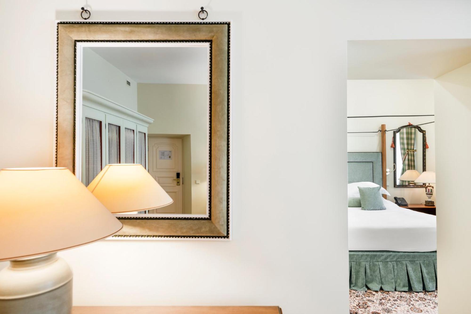 Deluxe Suite Spa Access