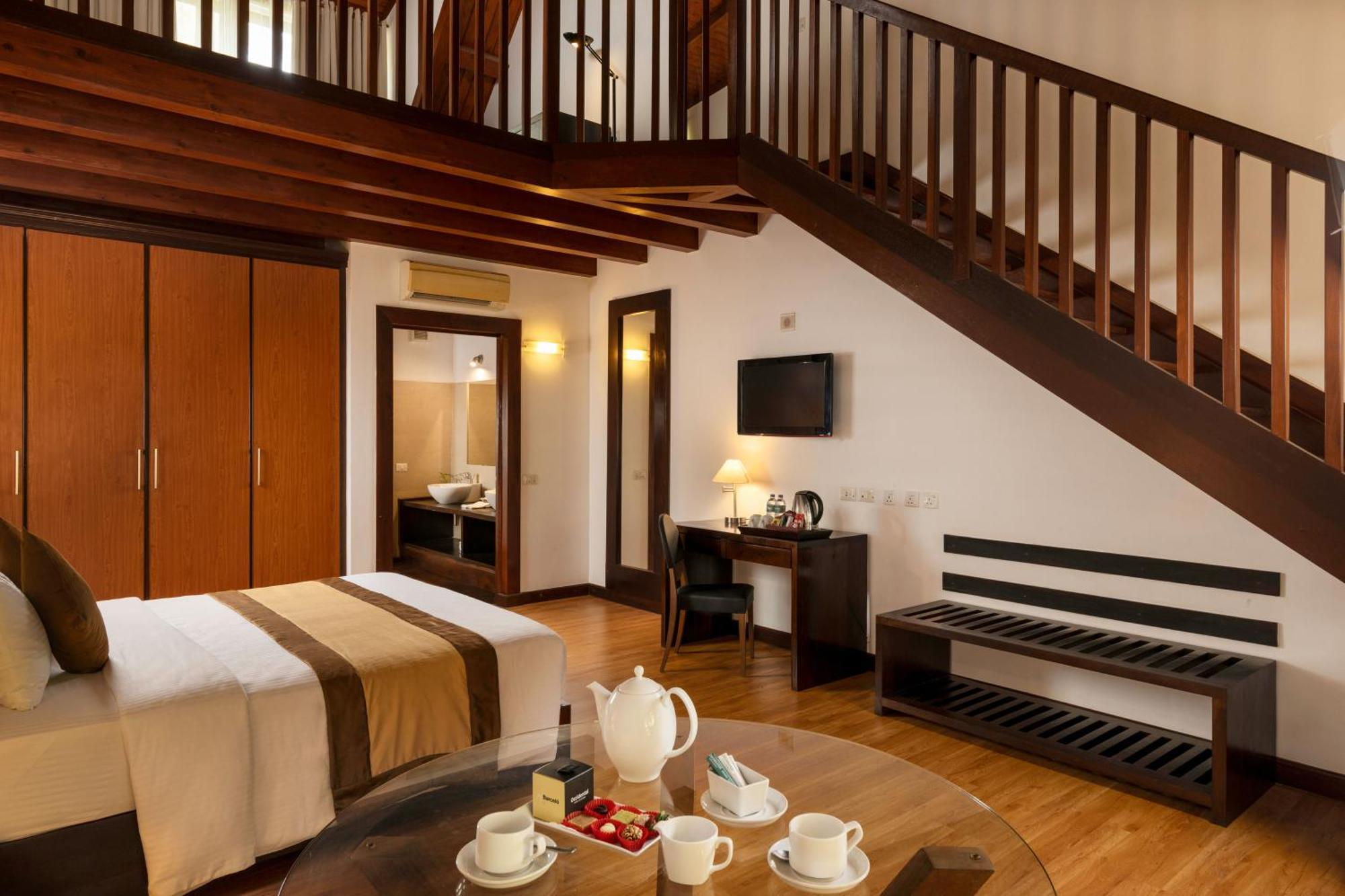 Superior Duplex Room a Complimentary 15-minute Ayurveda Spa treatment per reservation