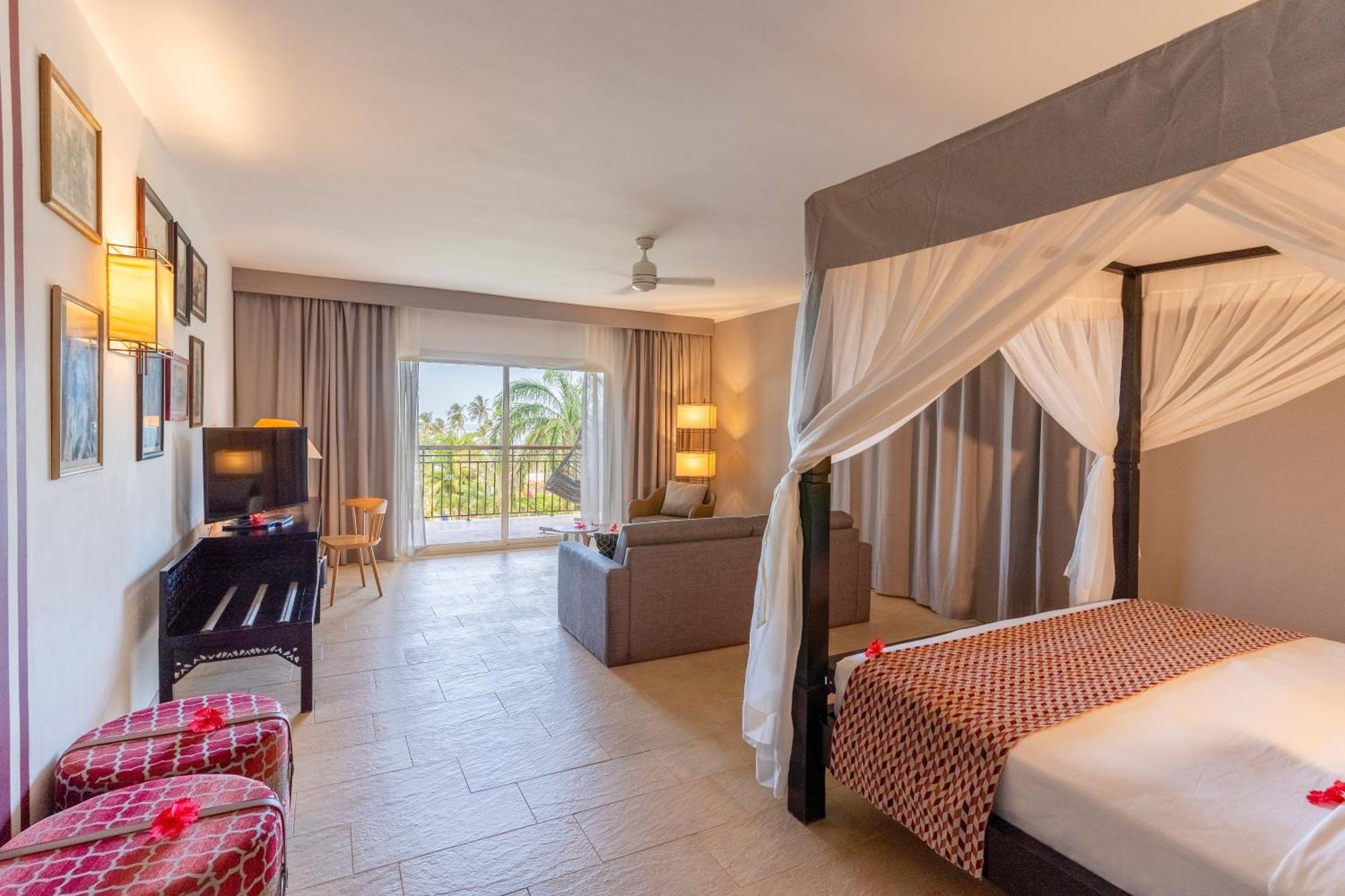 Junior Suite,1546991728:JPEG