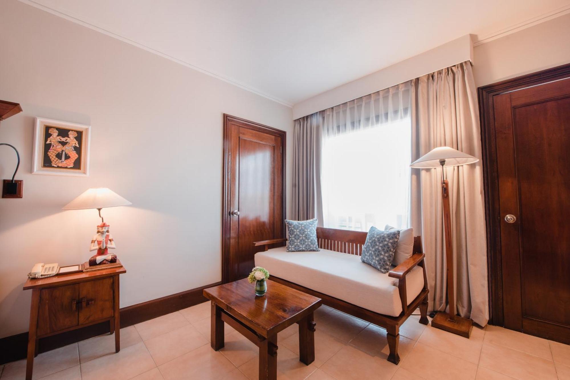 Grand Deluxe Room