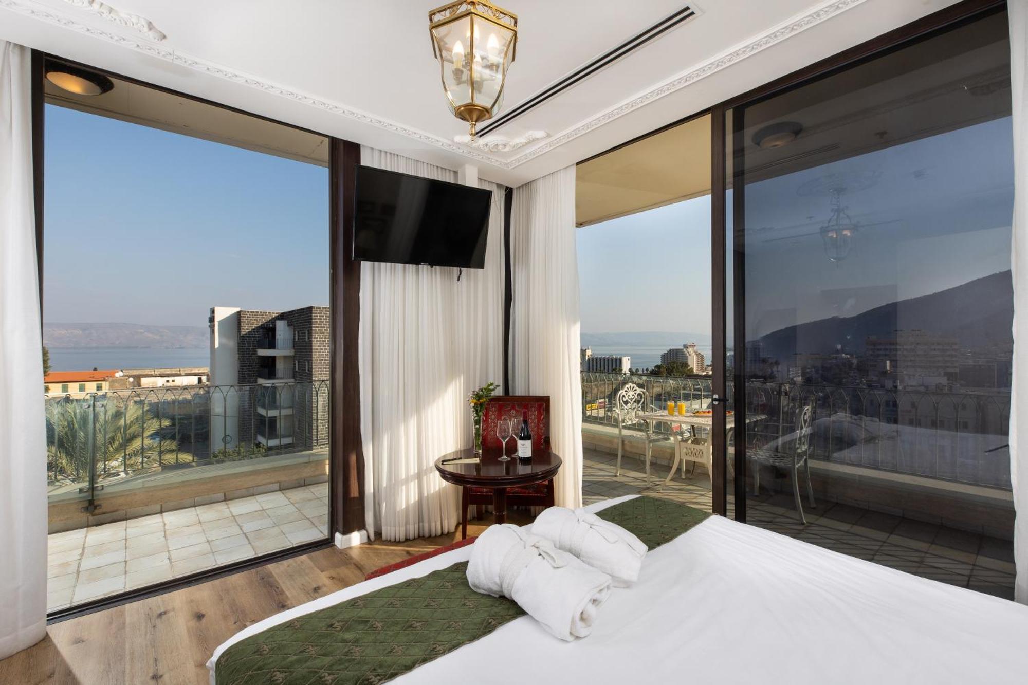 Executive Superior Balcony