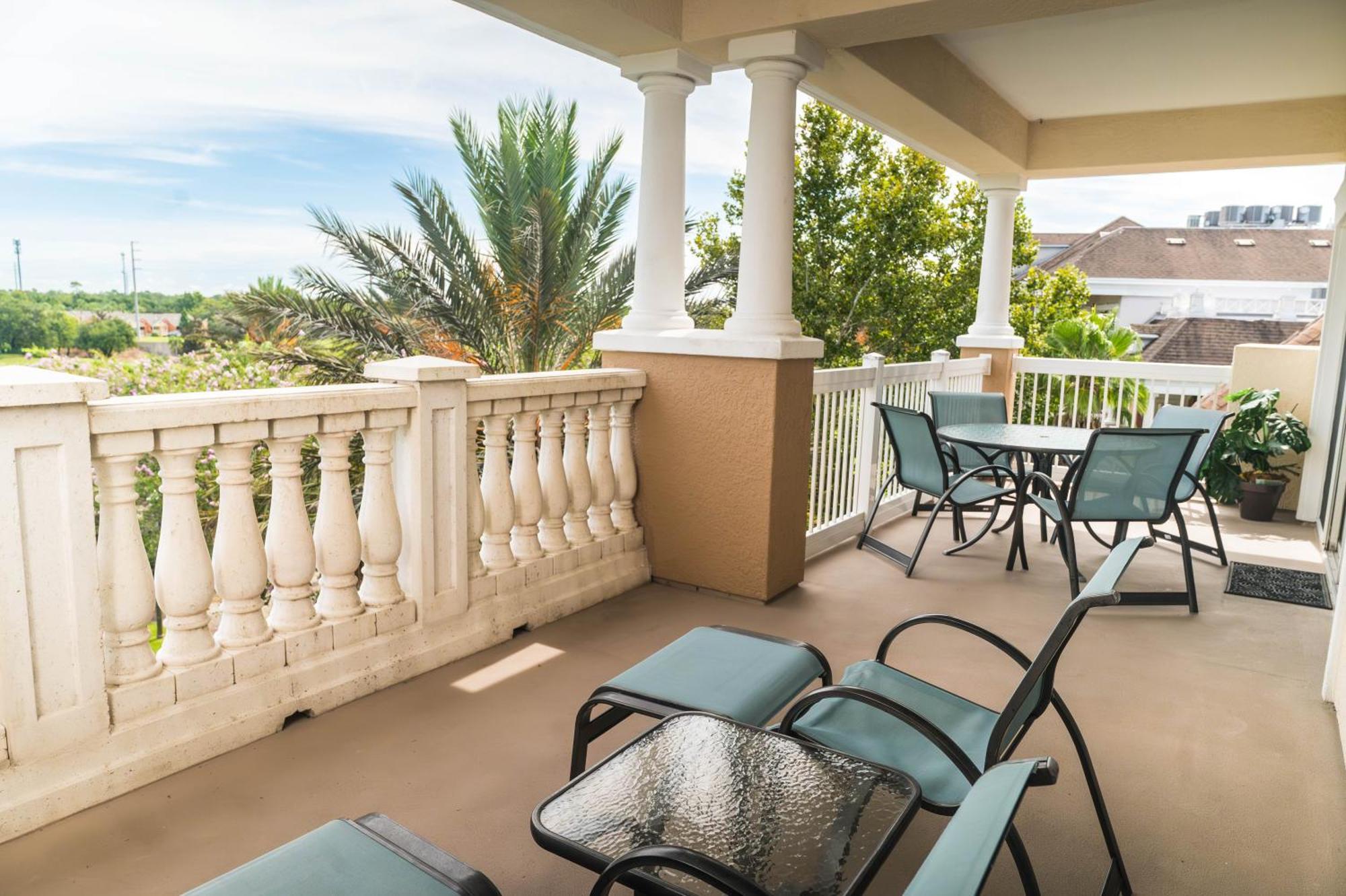Three-Bedroom Villa 3 Baths Waterpark Access